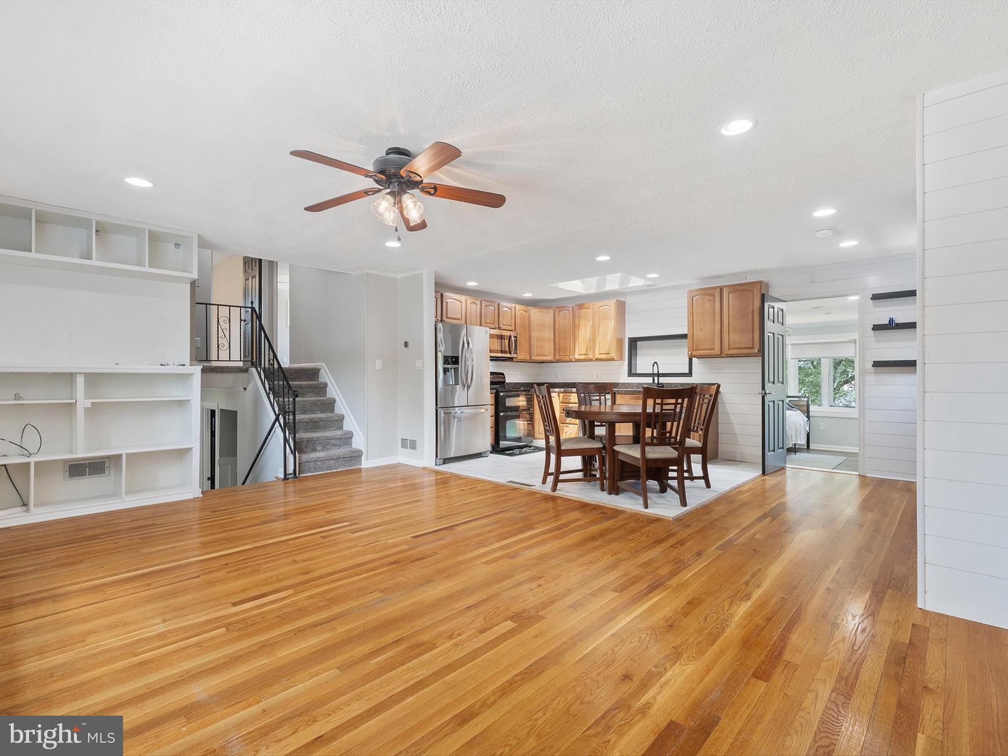 GLEN BURNIE PARK - Residential