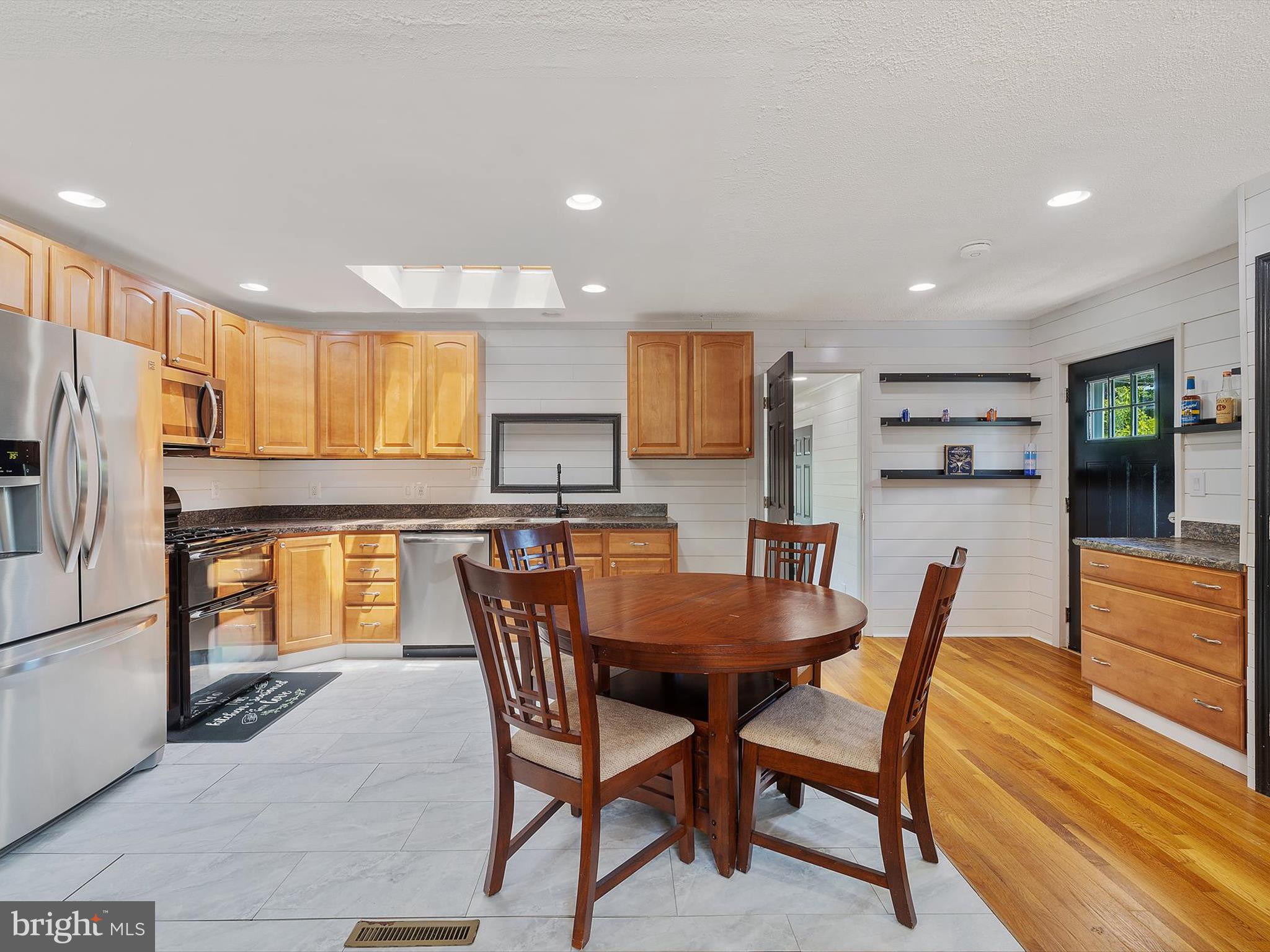 GLEN BURNIE PARK - Residential