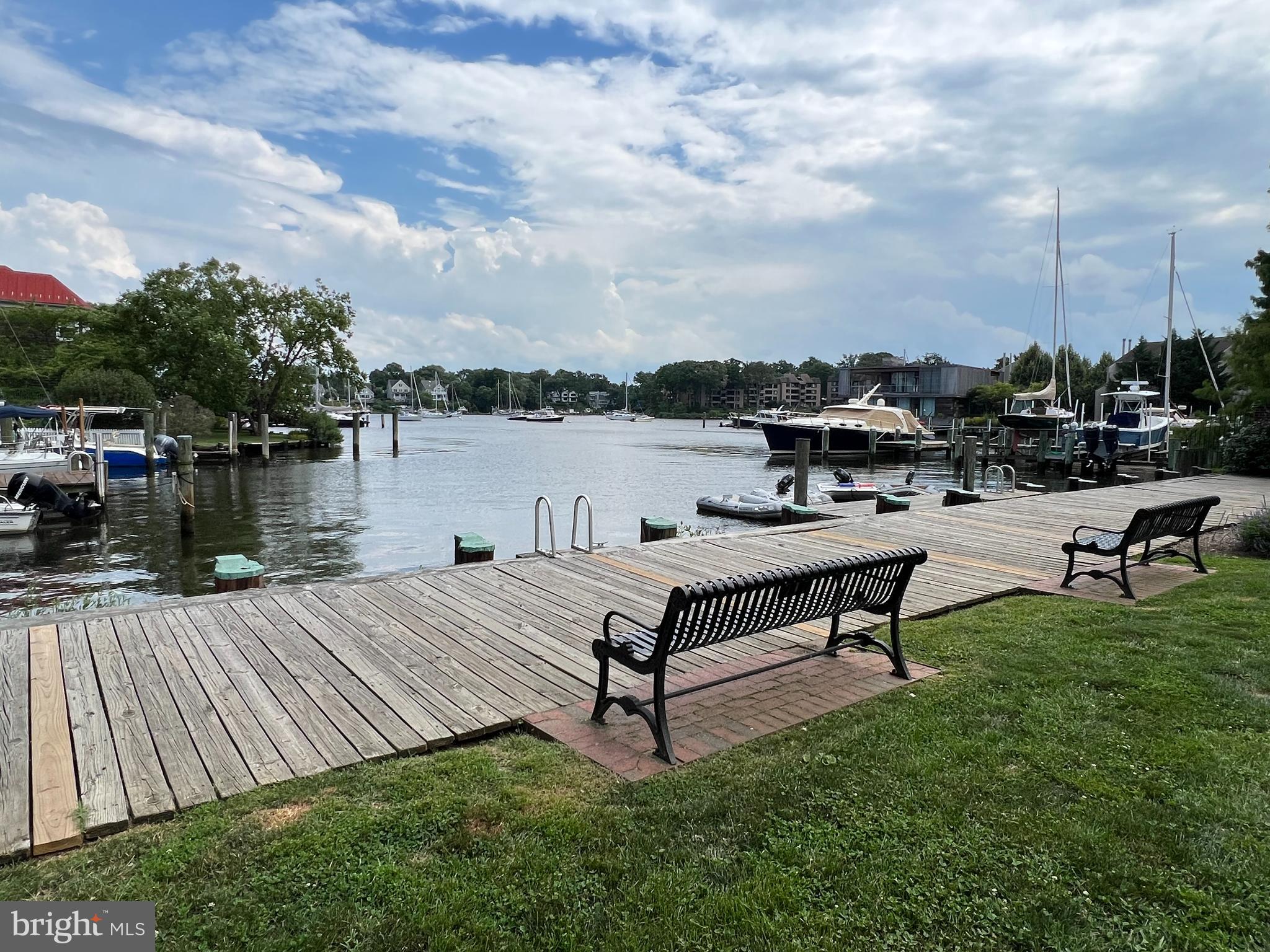 ACTONS LANDING CONDOS - Residential