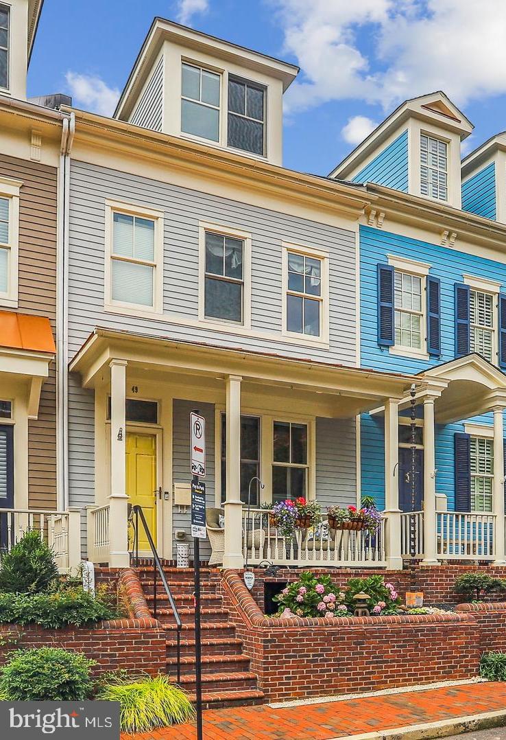 ACTONS LANDING CONDOS - Residential