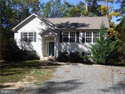 LAKE LAND - Residential Lease