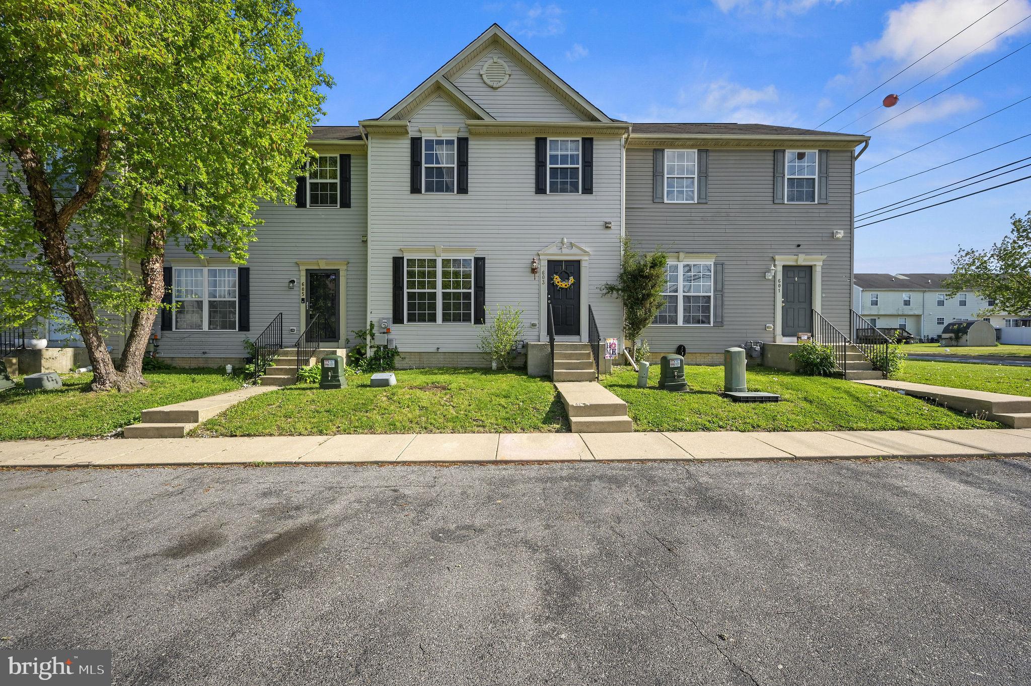 WOODLAND MANOR - Residential