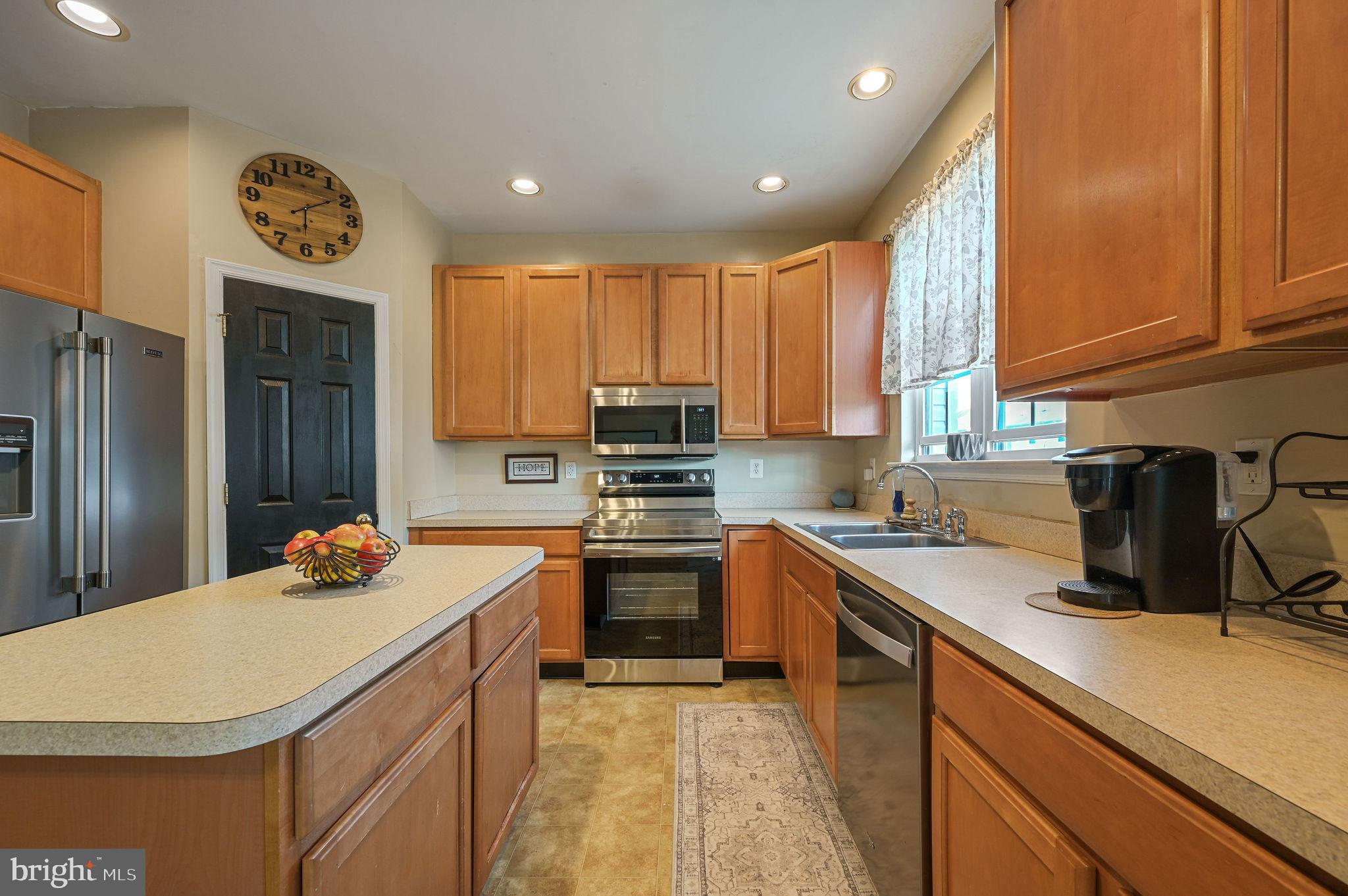 WOODLAND MANOR - Residential