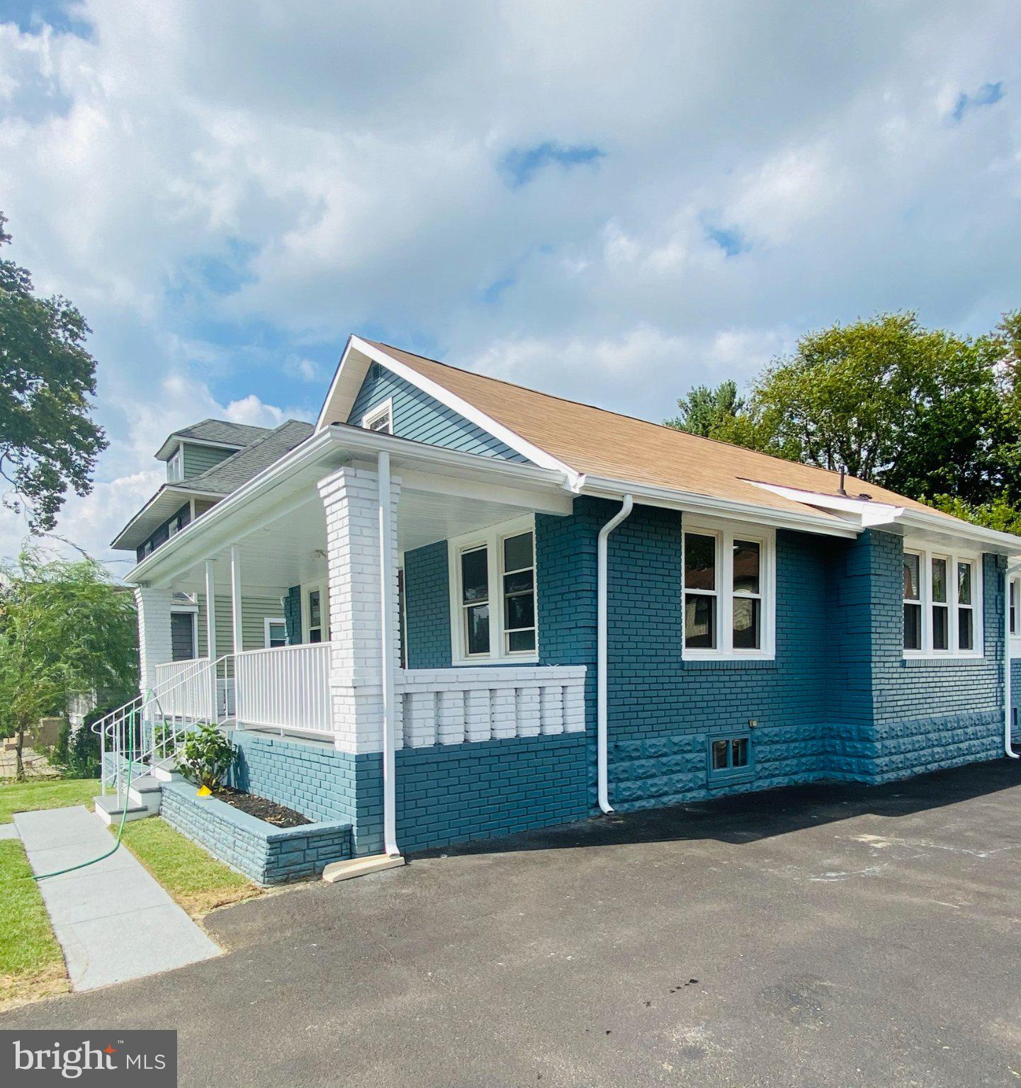 119 S WHITE HORSE PIKE