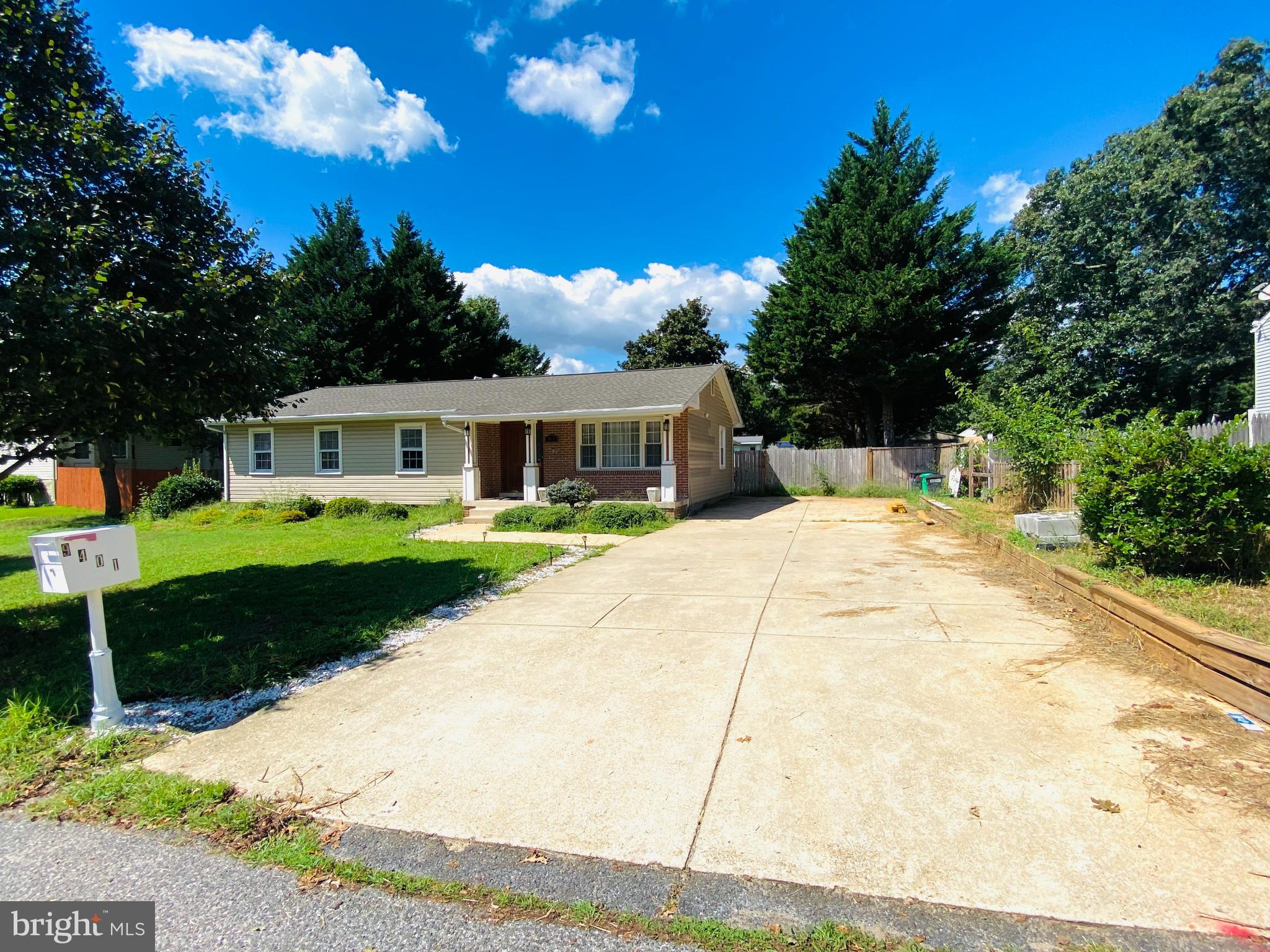 9401 SURRATTS MANOR DRIVE