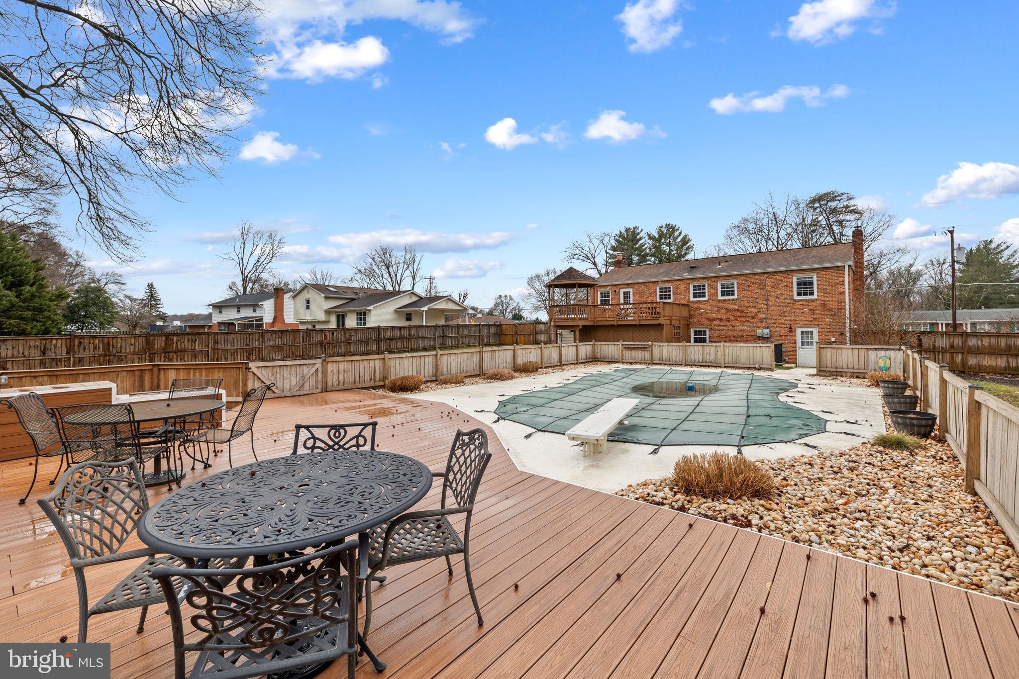 HARBOR VIEW - Residential