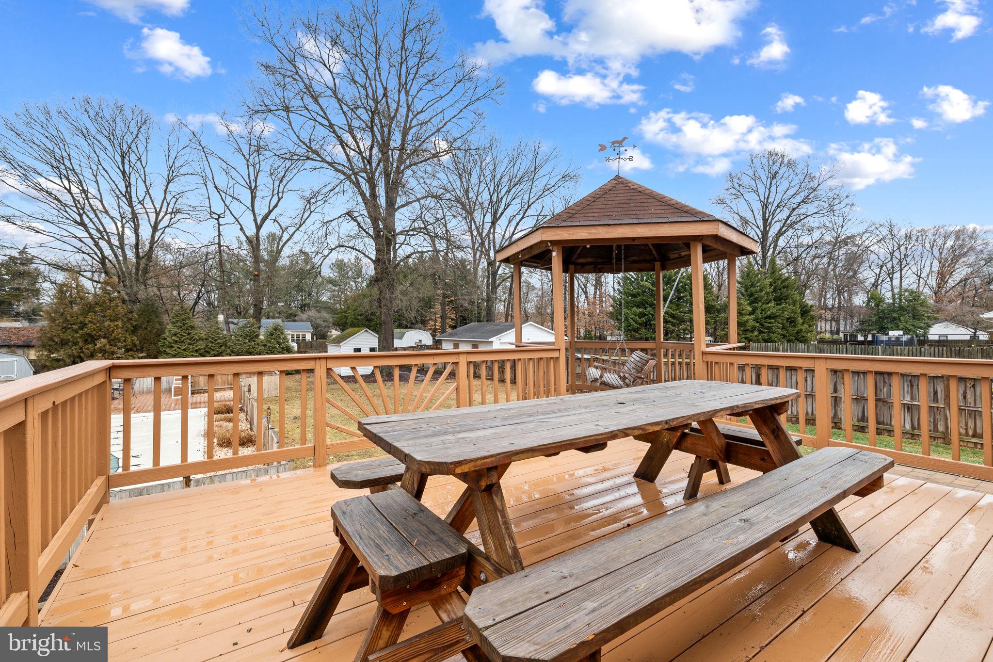 HARBOR VIEW - Residential