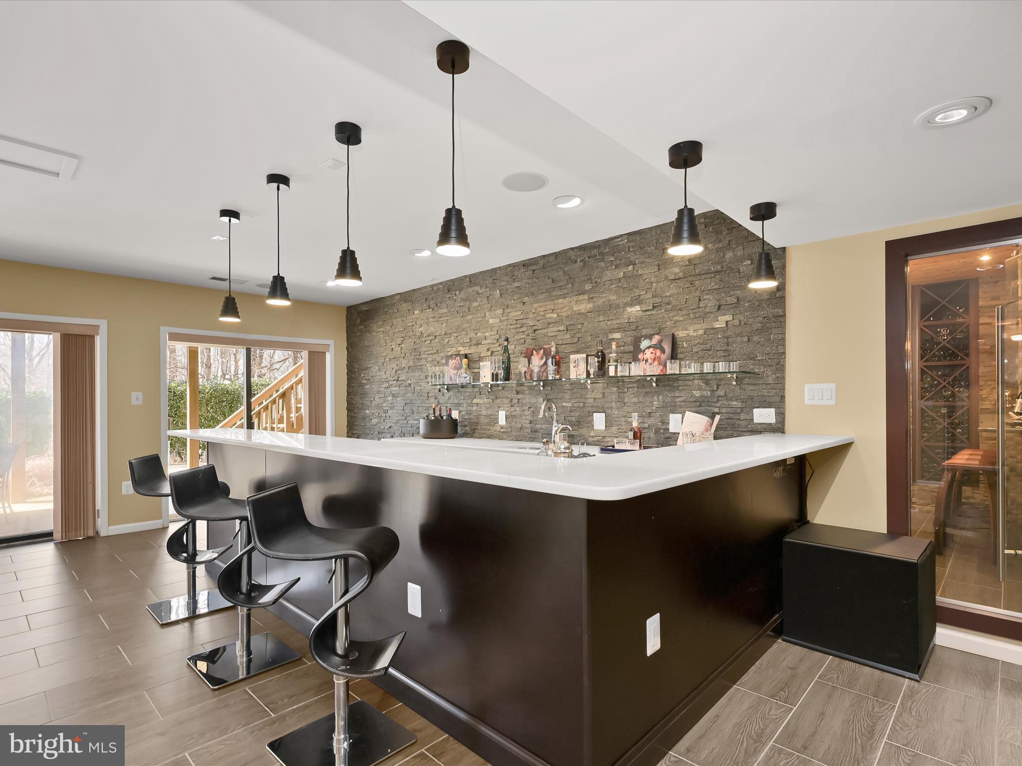 LAKE POTOMAC - Residential