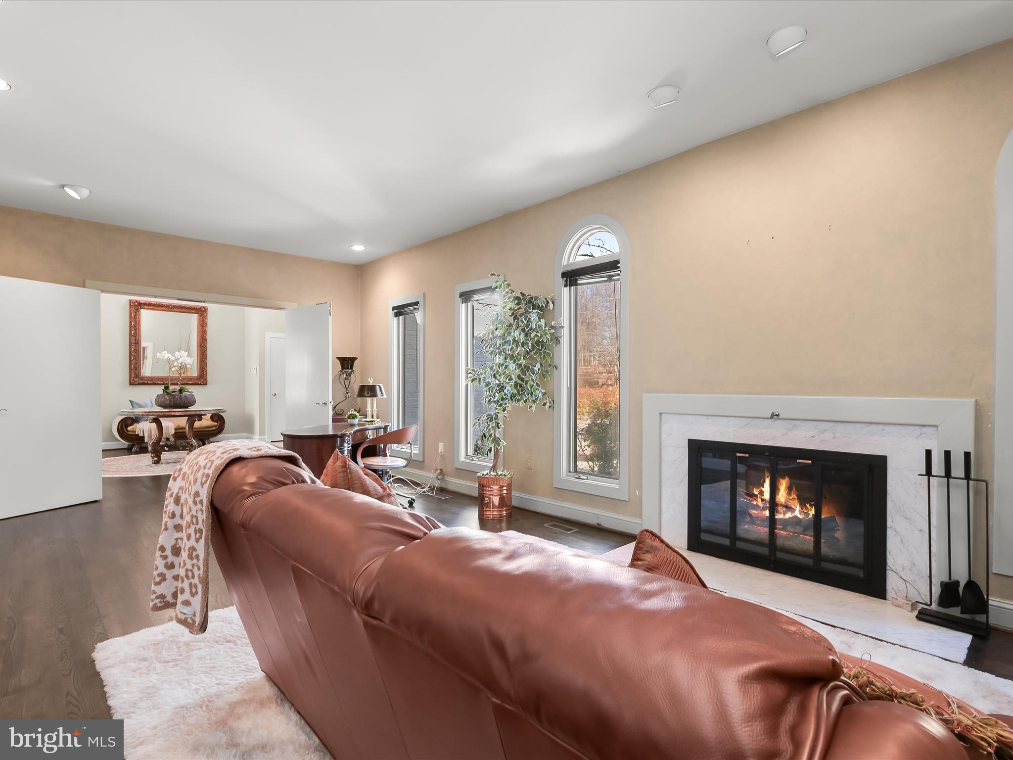 LAKE POTOMAC - Residential