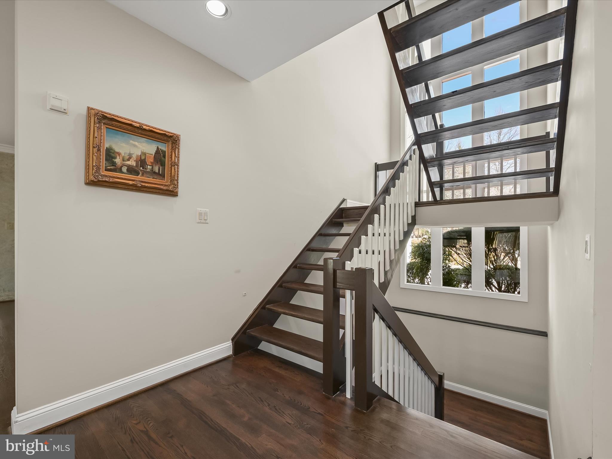 LAKE POTOMAC - Residential