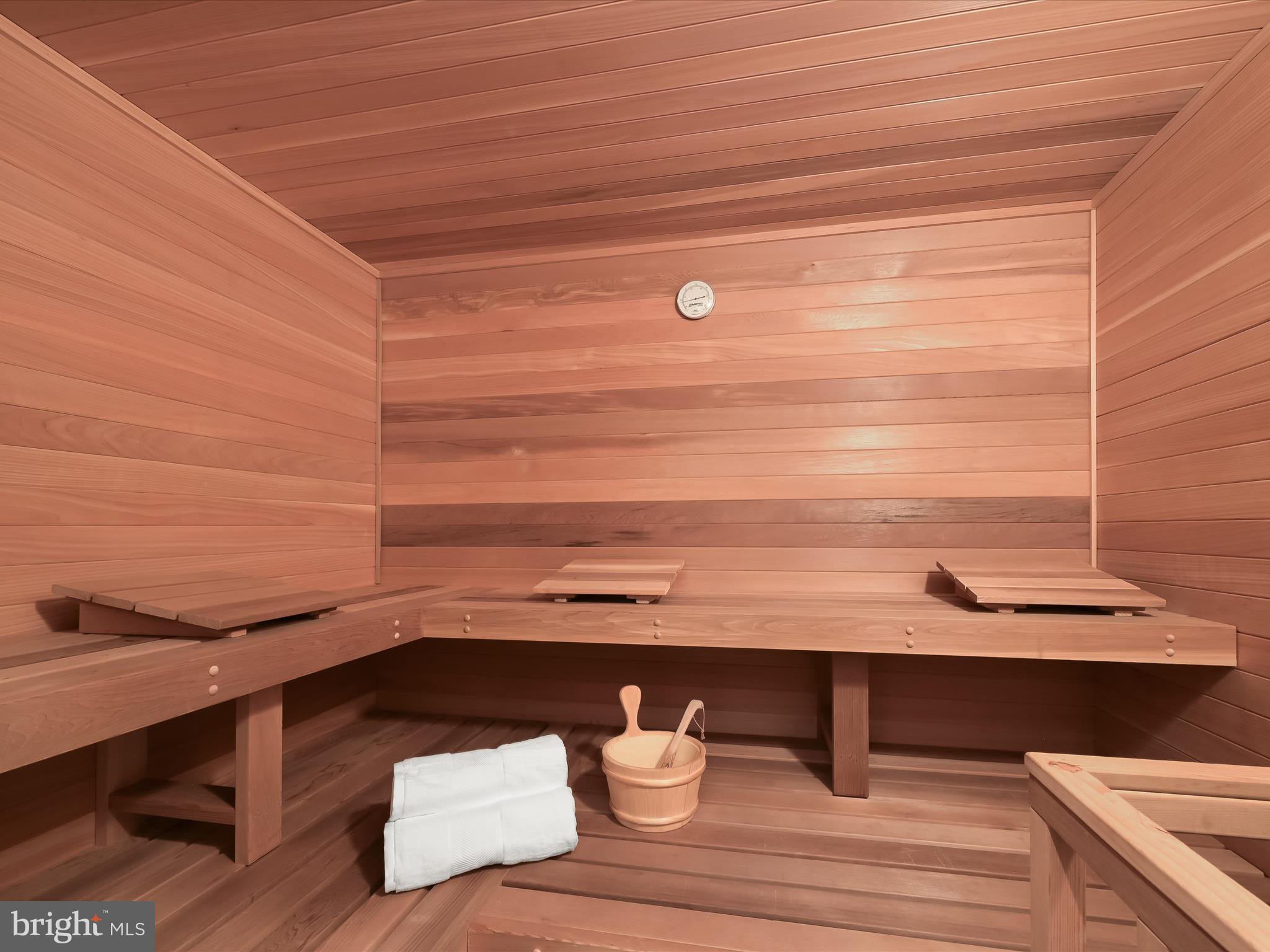 LAKE POTOMAC - Residential