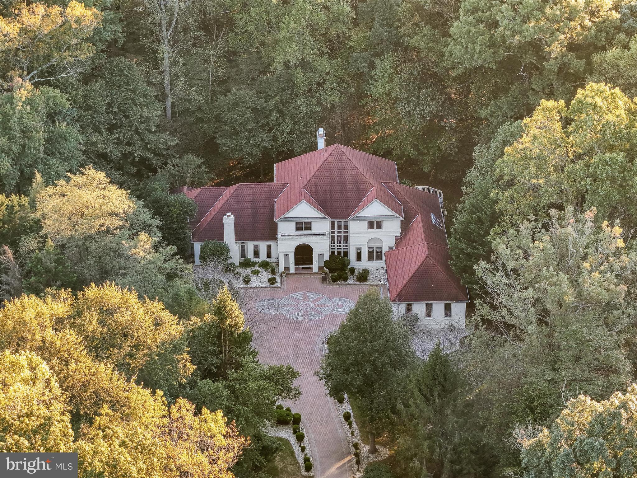 LAKE POTOMAC - Residential