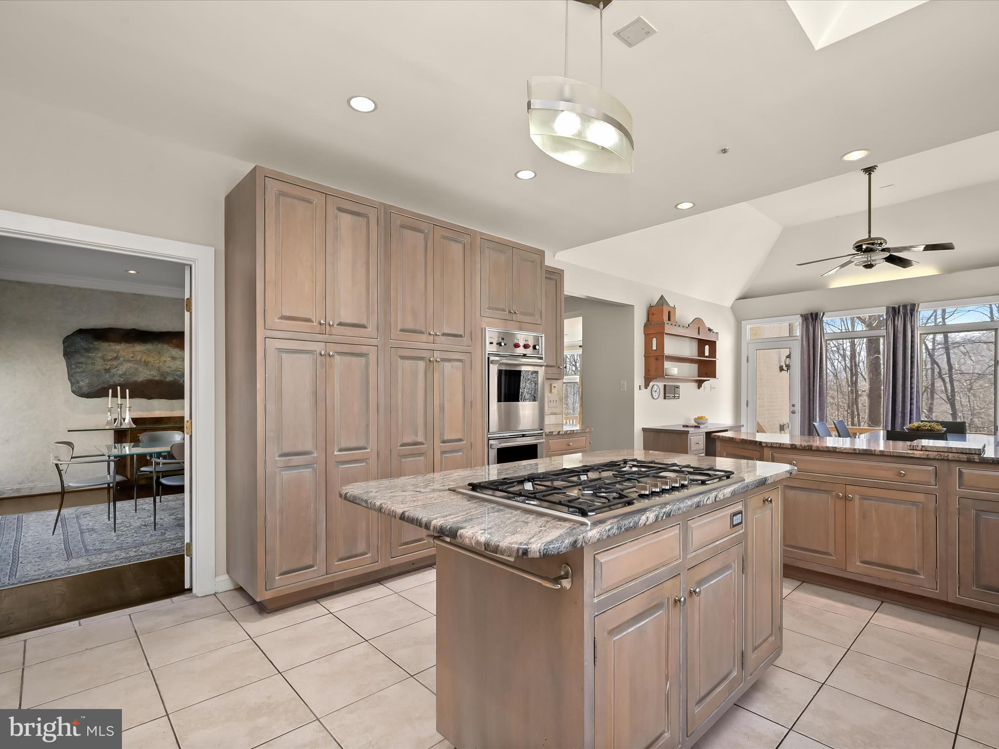 LAKE POTOMAC - Residential