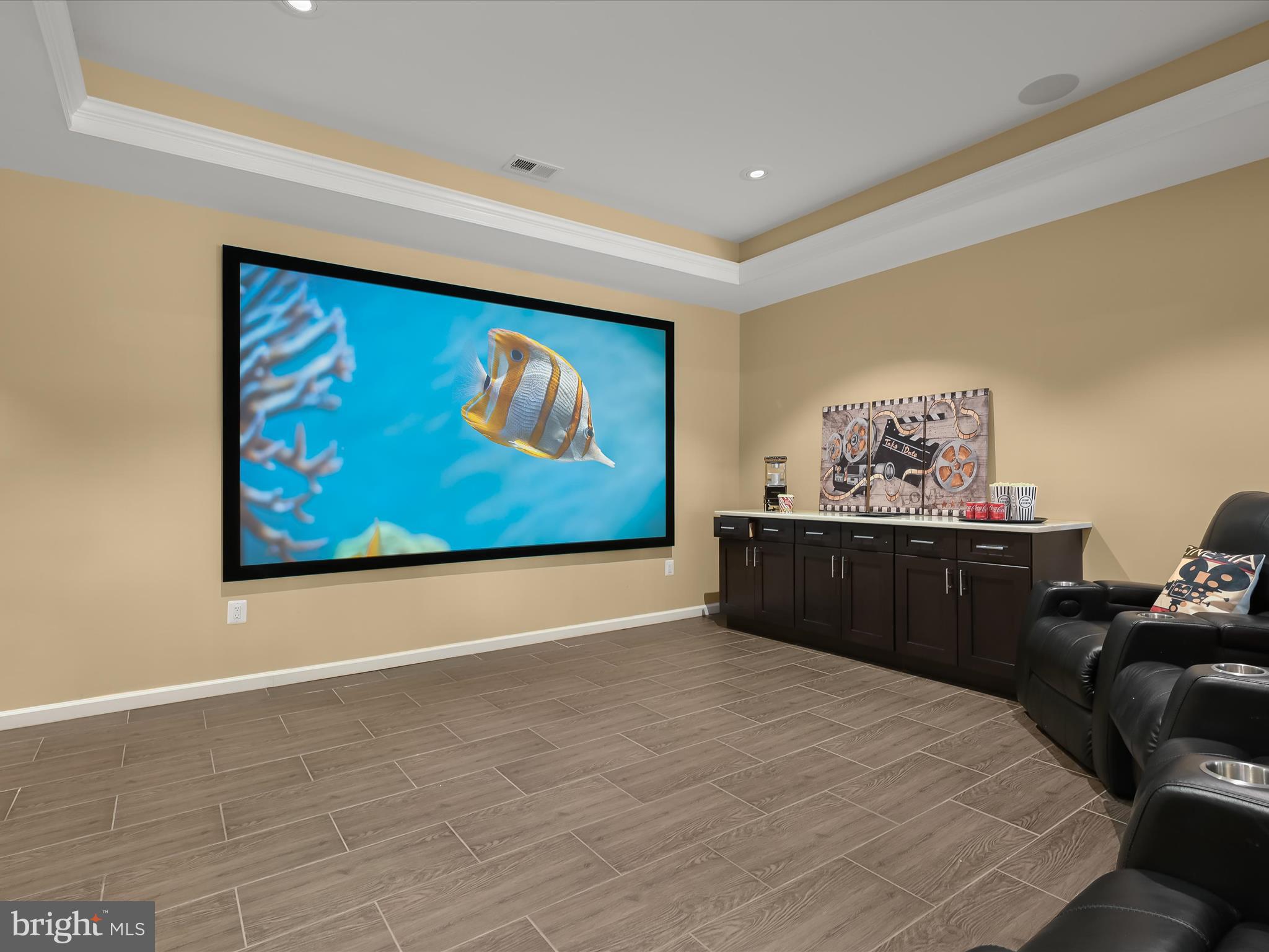 LAKE POTOMAC - Residential