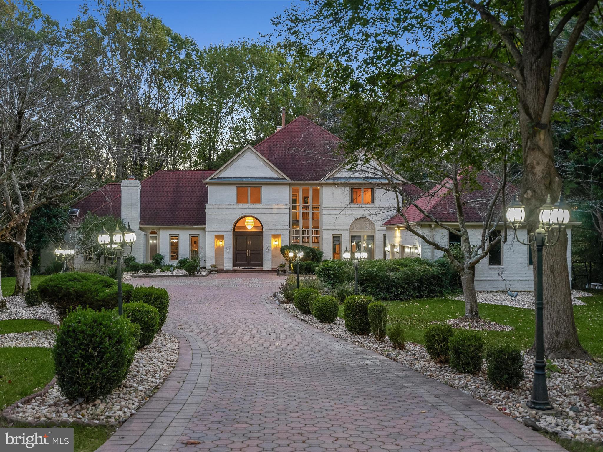 LAKE POTOMAC - Residential