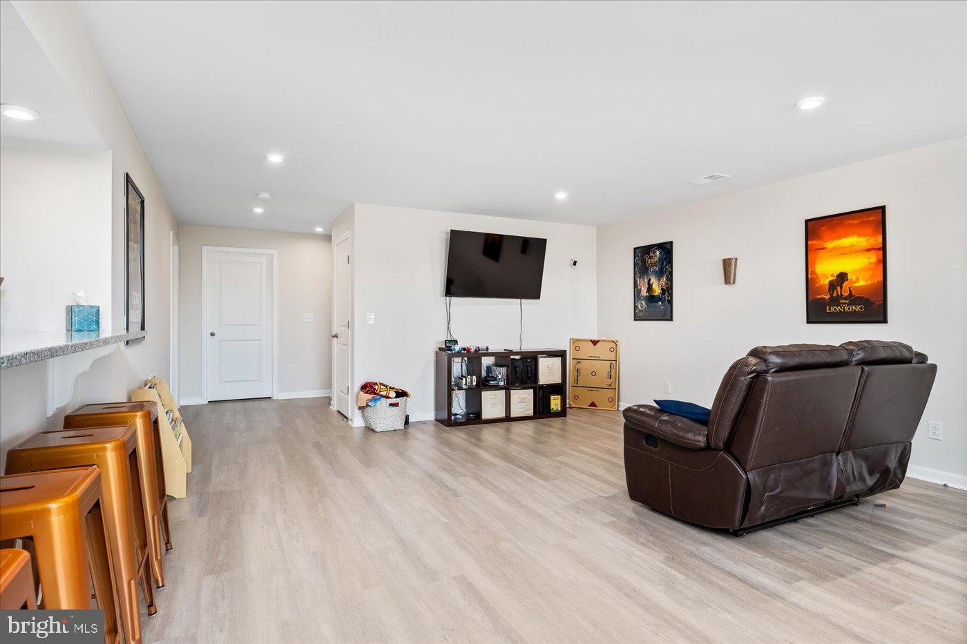 NEW POST ON THE RAPPAHANNOCK - Residential