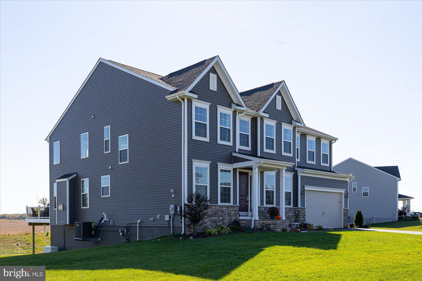 NEW POST ON THE RAPPAHANNOCK - Residential