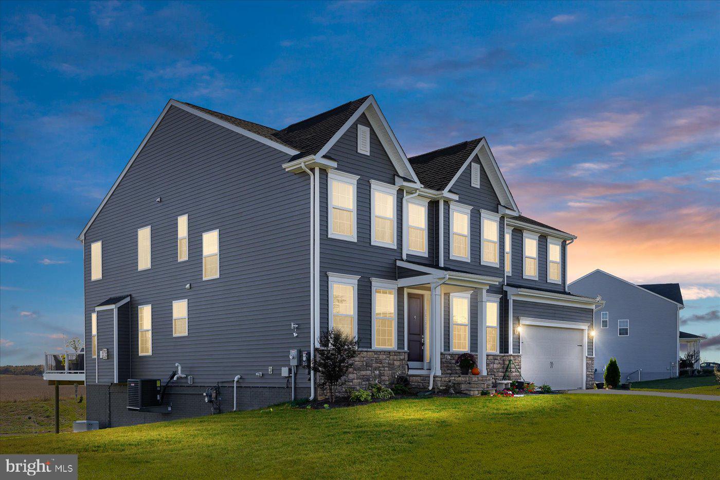 NEW POST ON THE RAPPAHANNOCK - Residential