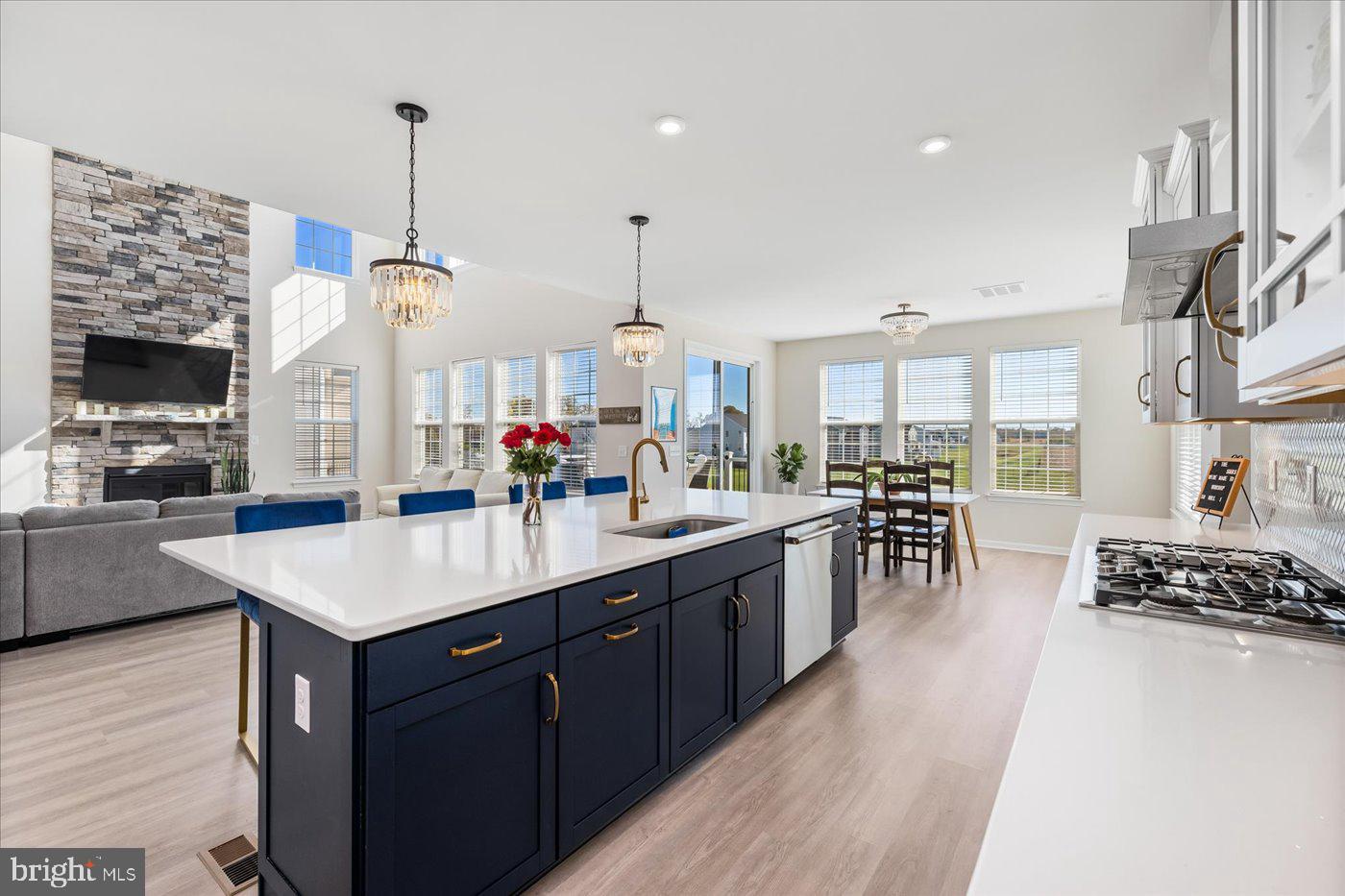 NEW POST ON THE RAPPAHANNOCK - Residential