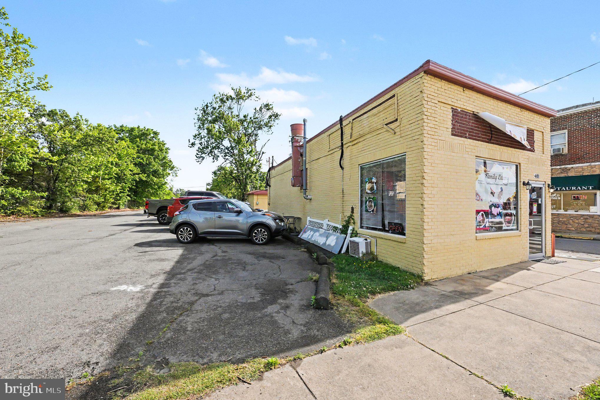 401 POTOMAC AVENUE