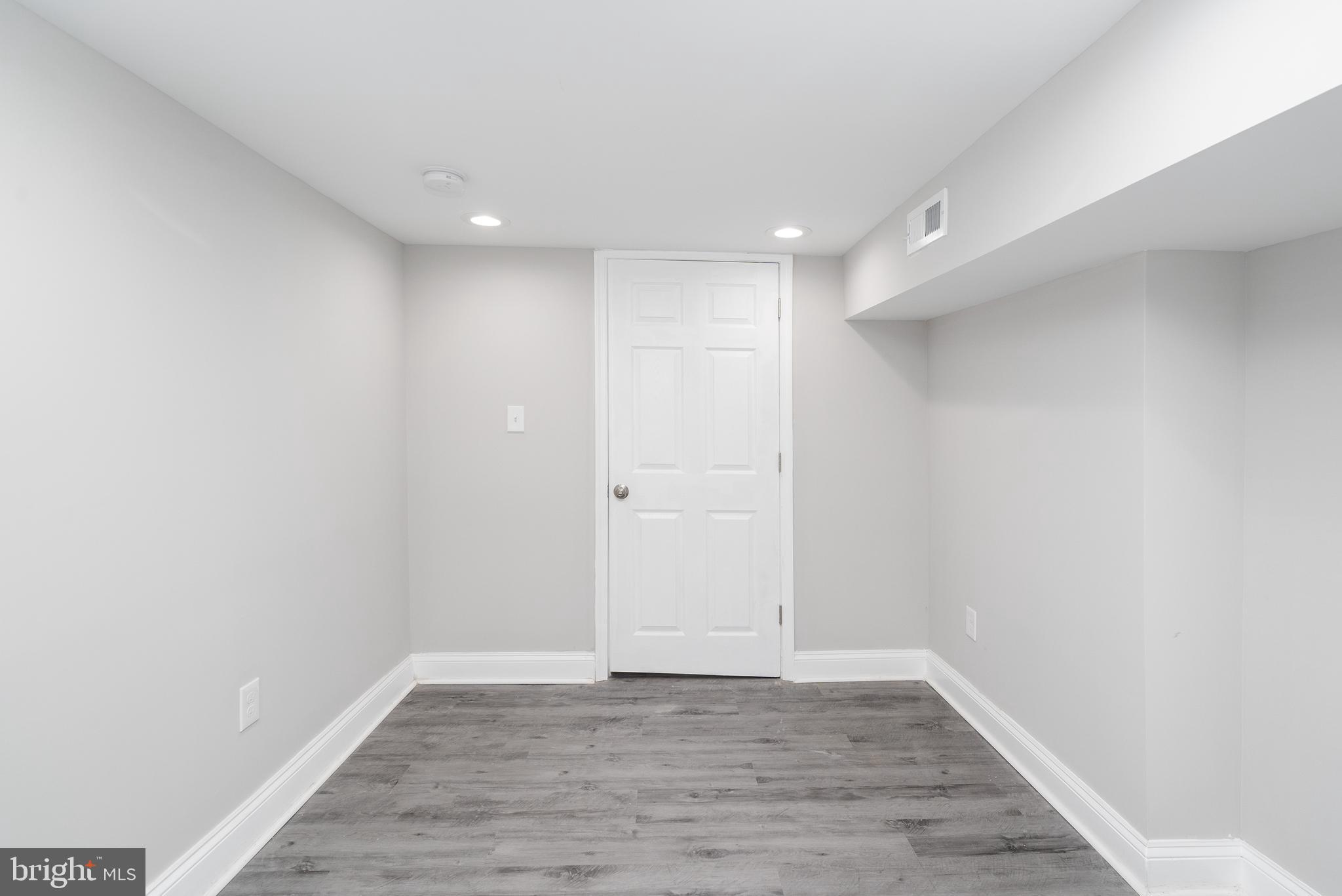 WINCHESTER - Residential