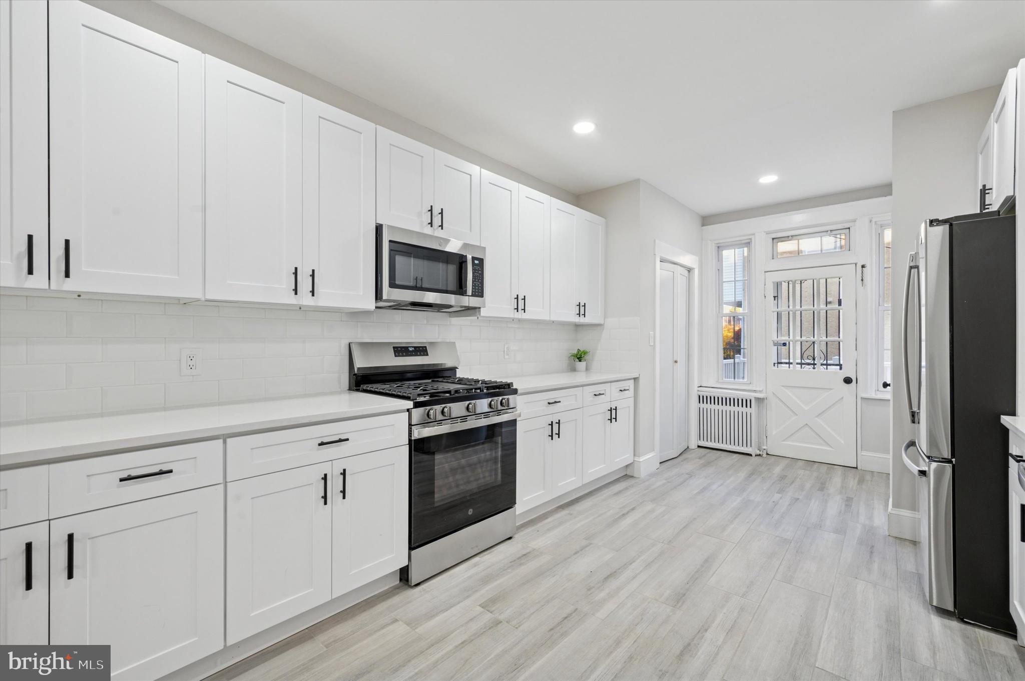 UNIVERSITY CITY - Residential