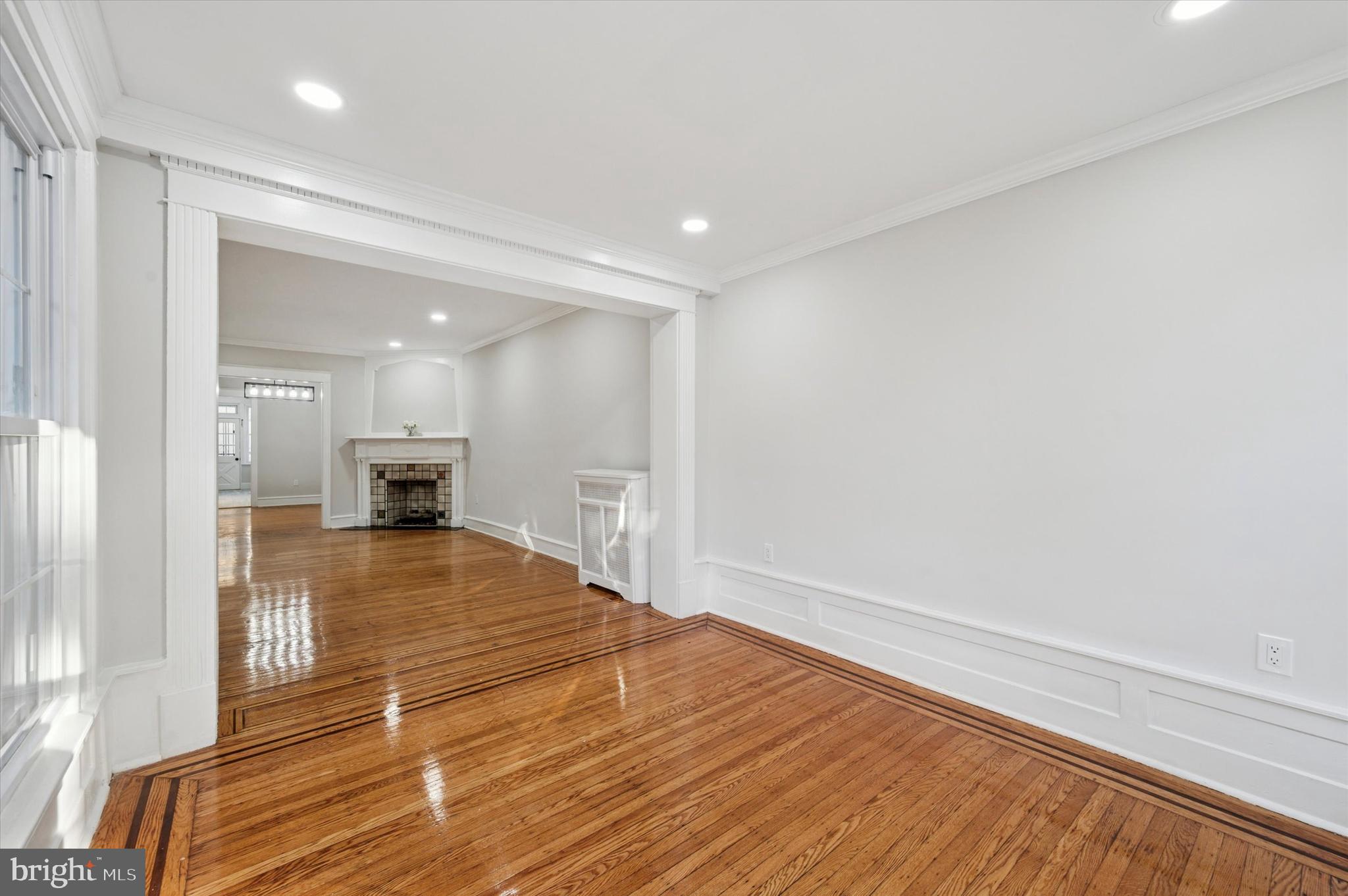 UNIVERSITY CITY - Residential