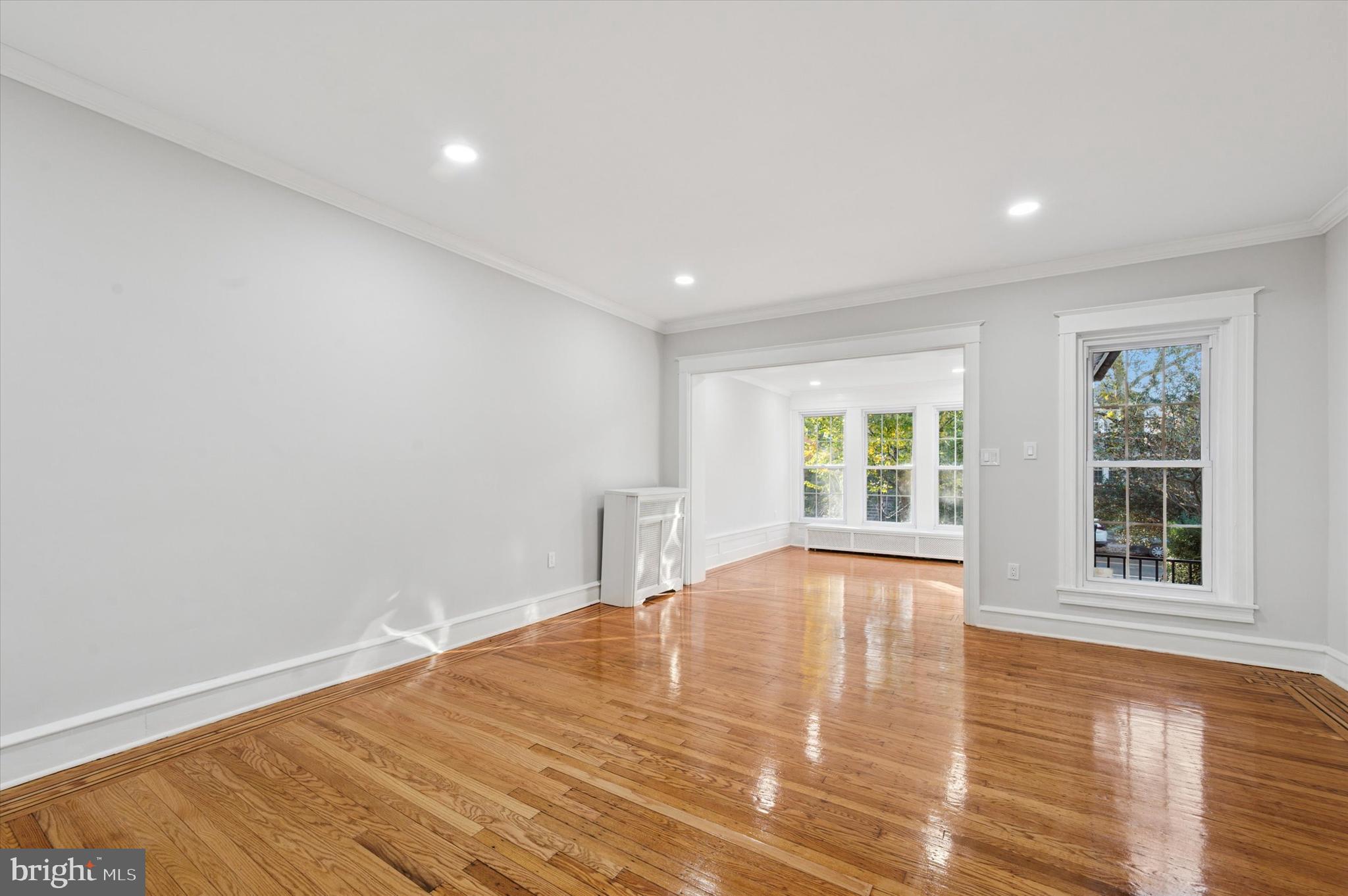 UNIVERSITY CITY - Residential