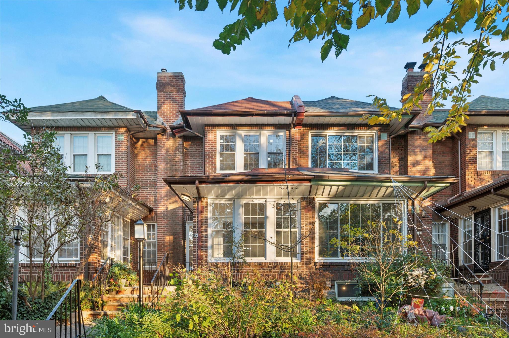 UNIVERSITY CITY - Residential