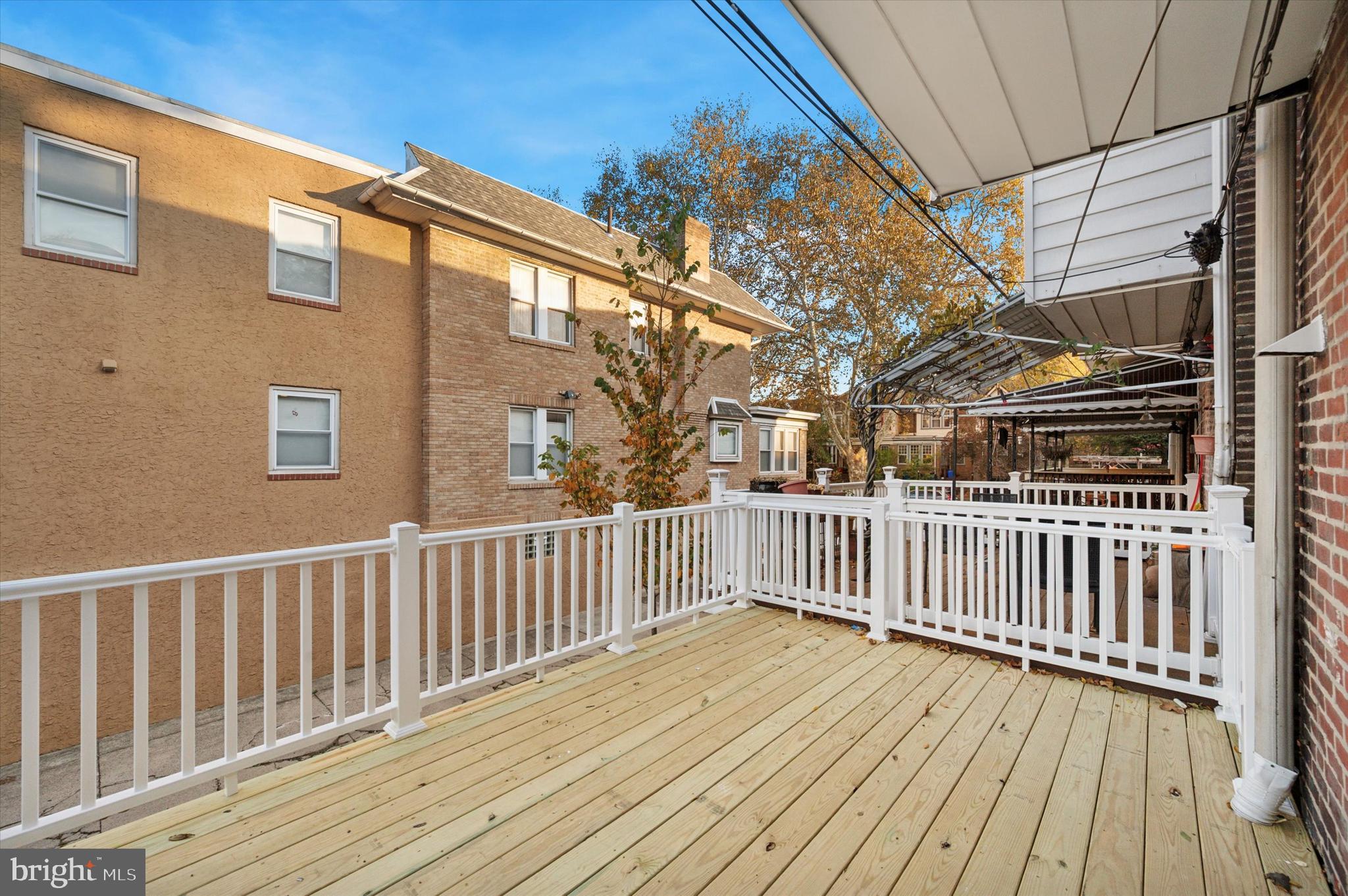 UNIVERSITY CITY - Residential