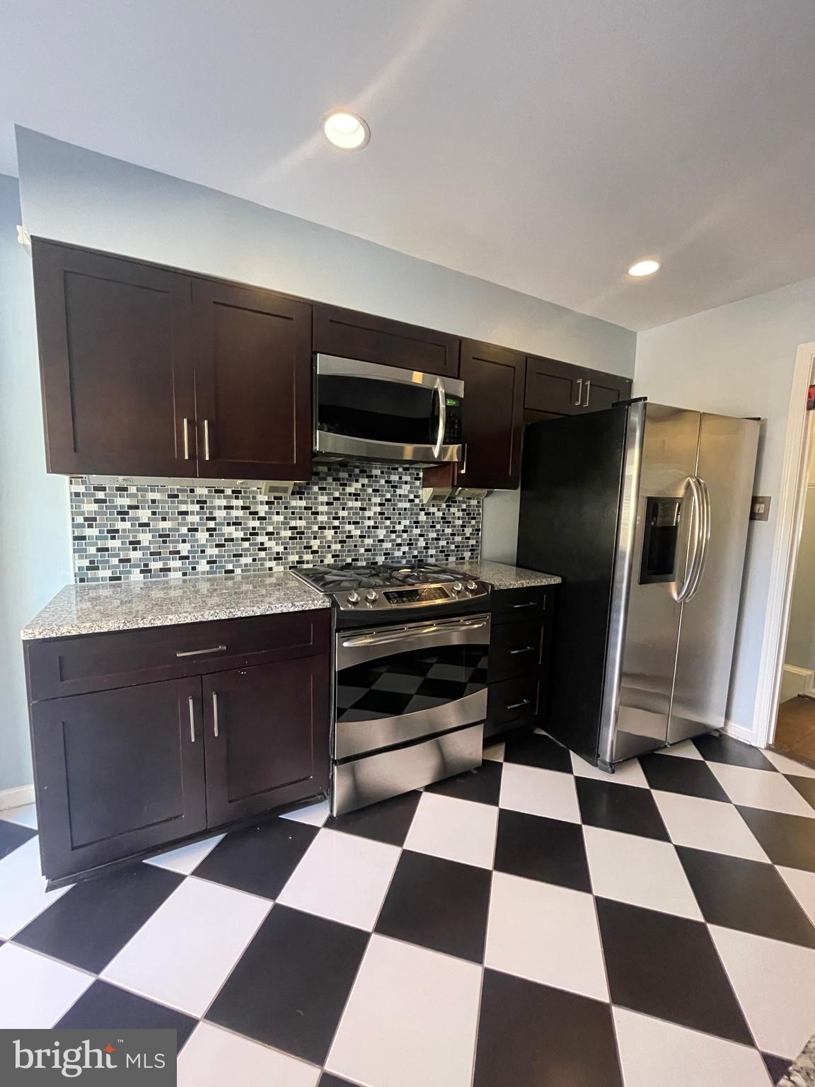 HALLCREST HEIGHTS - Residential Lease