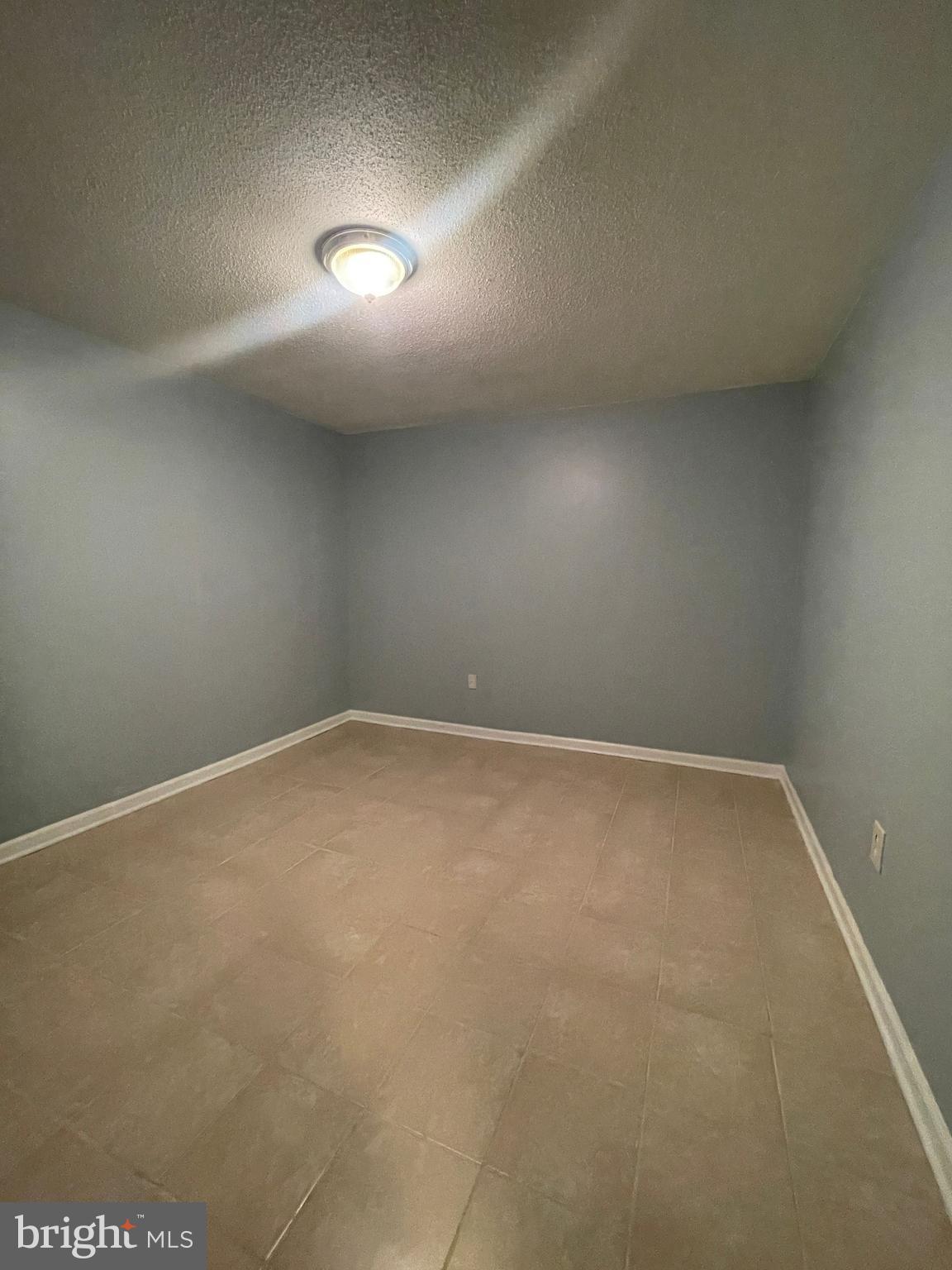 HALLCREST HEIGHTS - Residential Lease