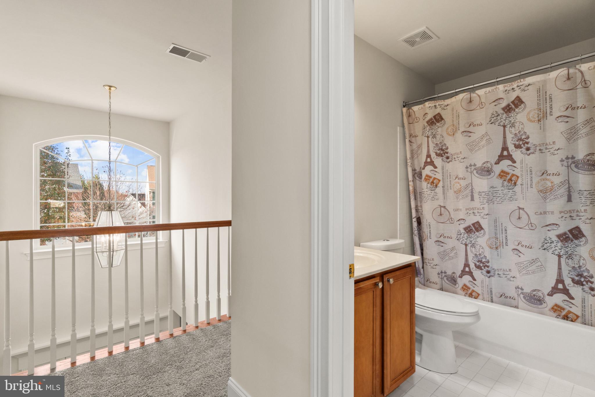 AUTUMN VIEW - Residential