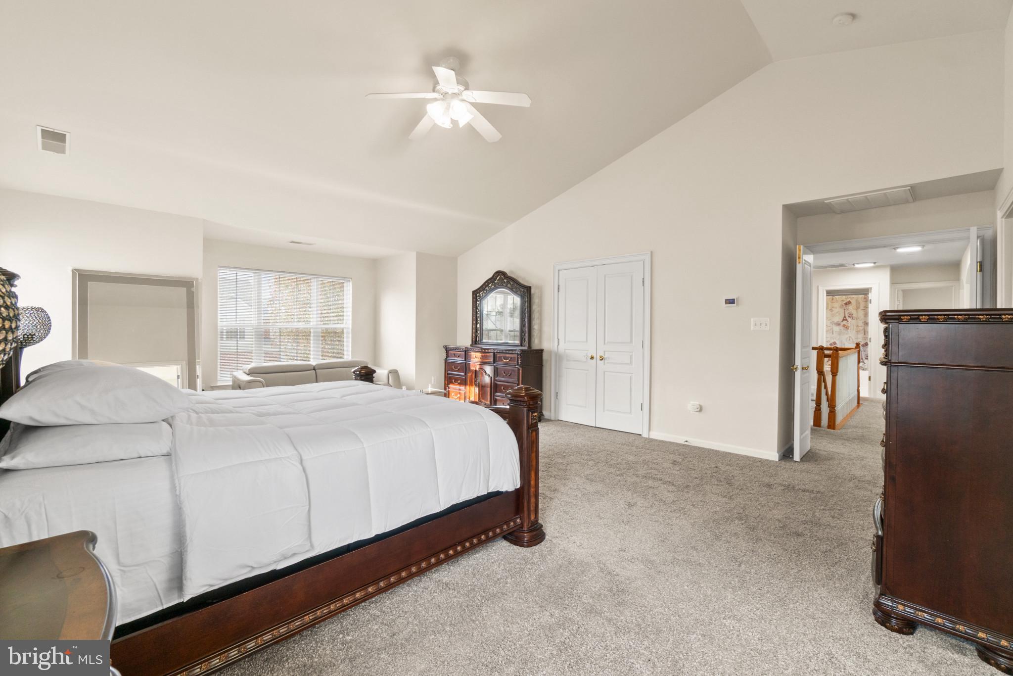 AUTUMN VIEW - Residential