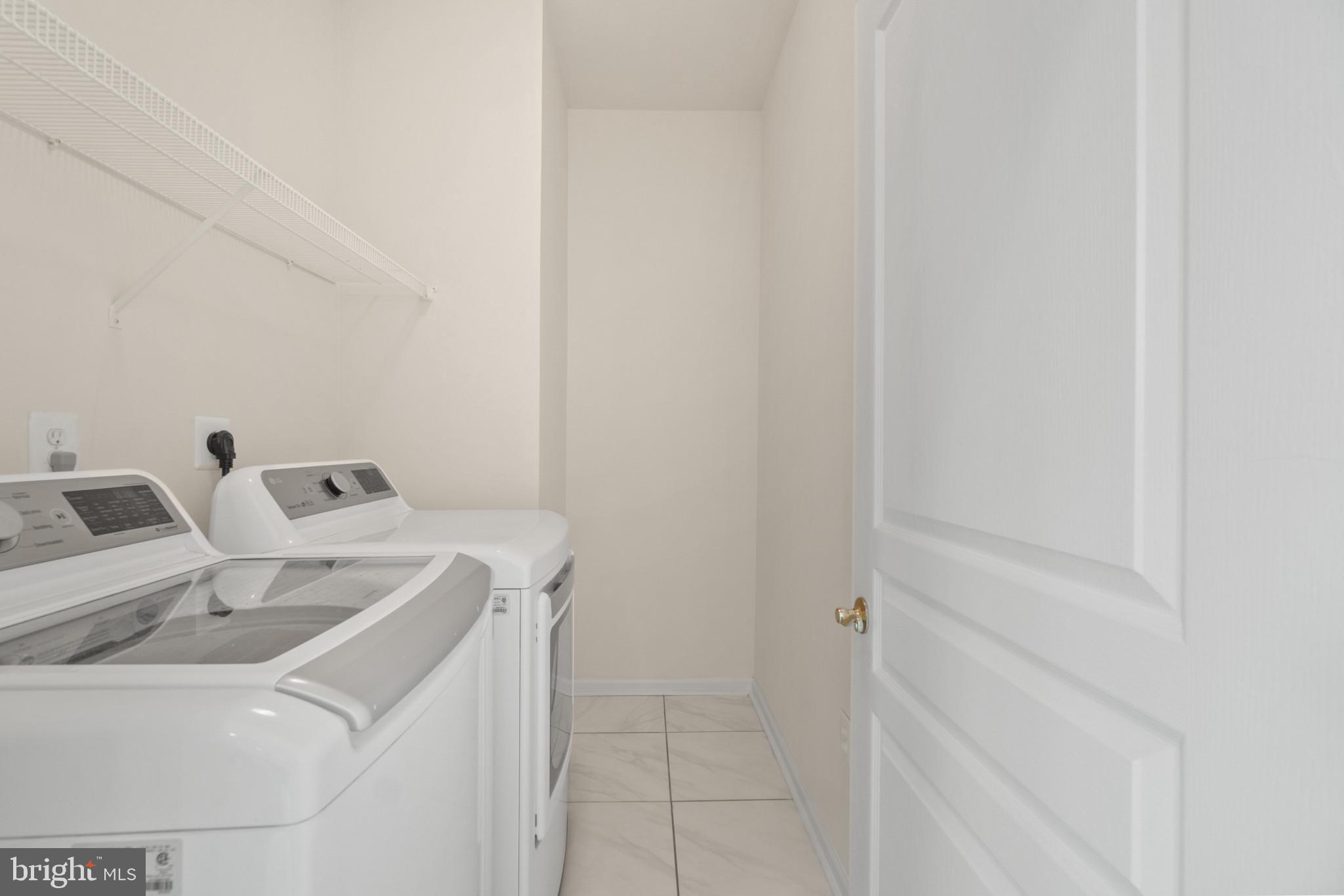 AUTUMN VIEW - Residential