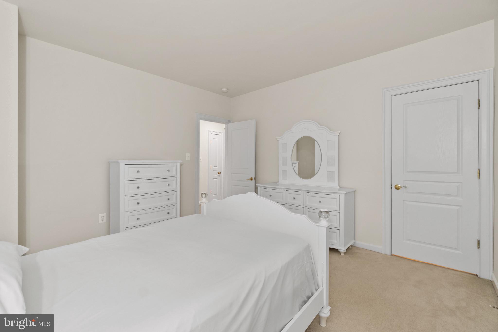 AUTUMN VIEW - Residential