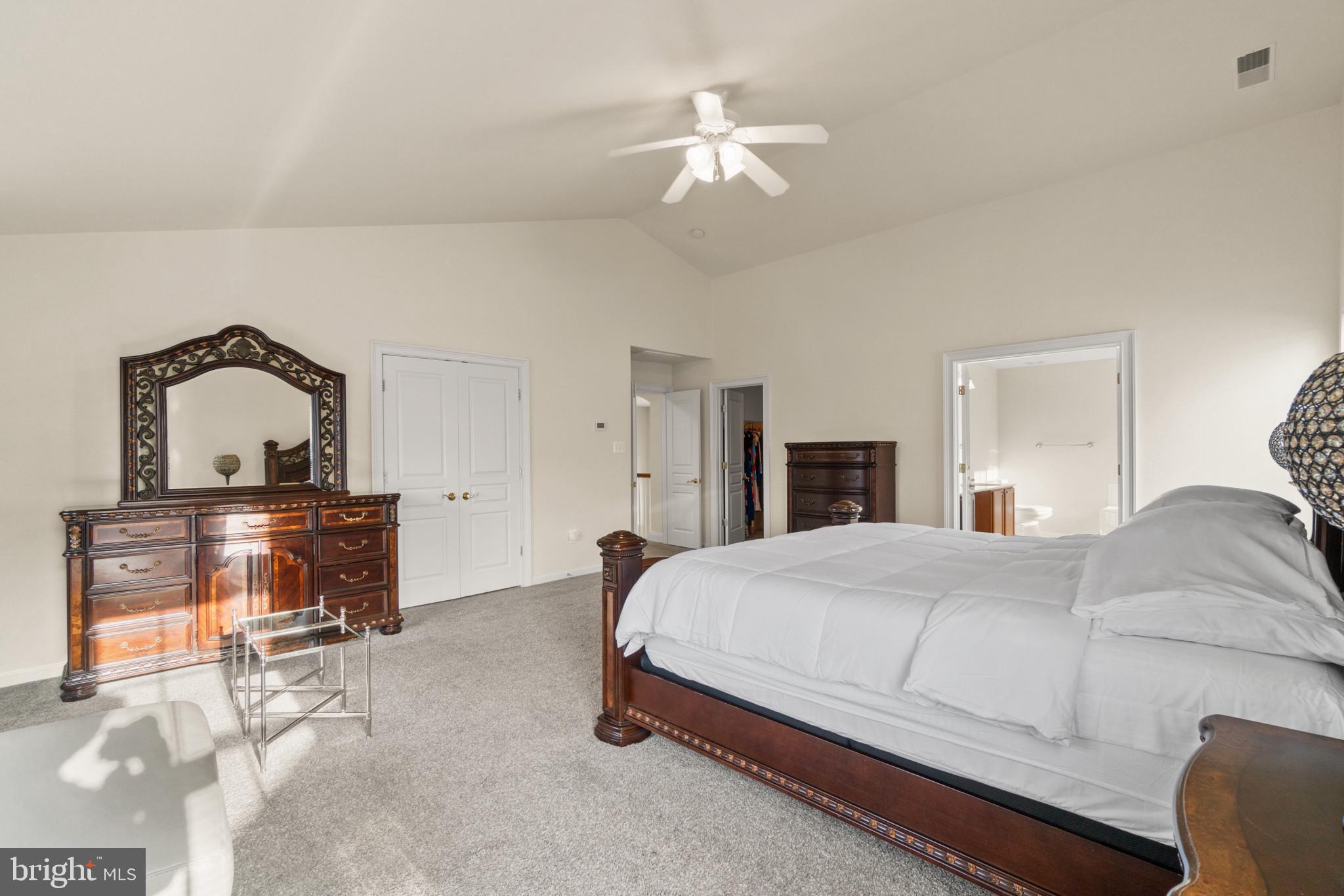 AUTUMN VIEW - Residential