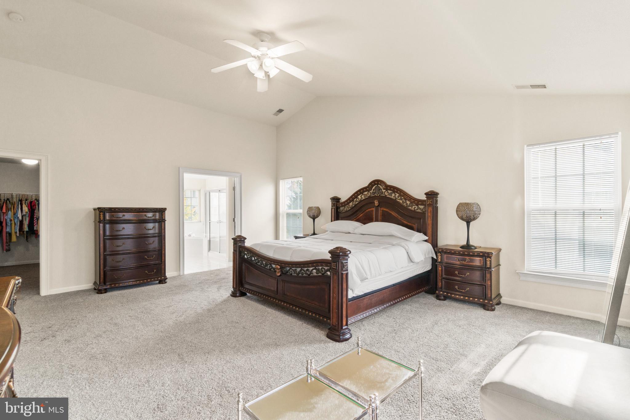 AUTUMN VIEW - Residential