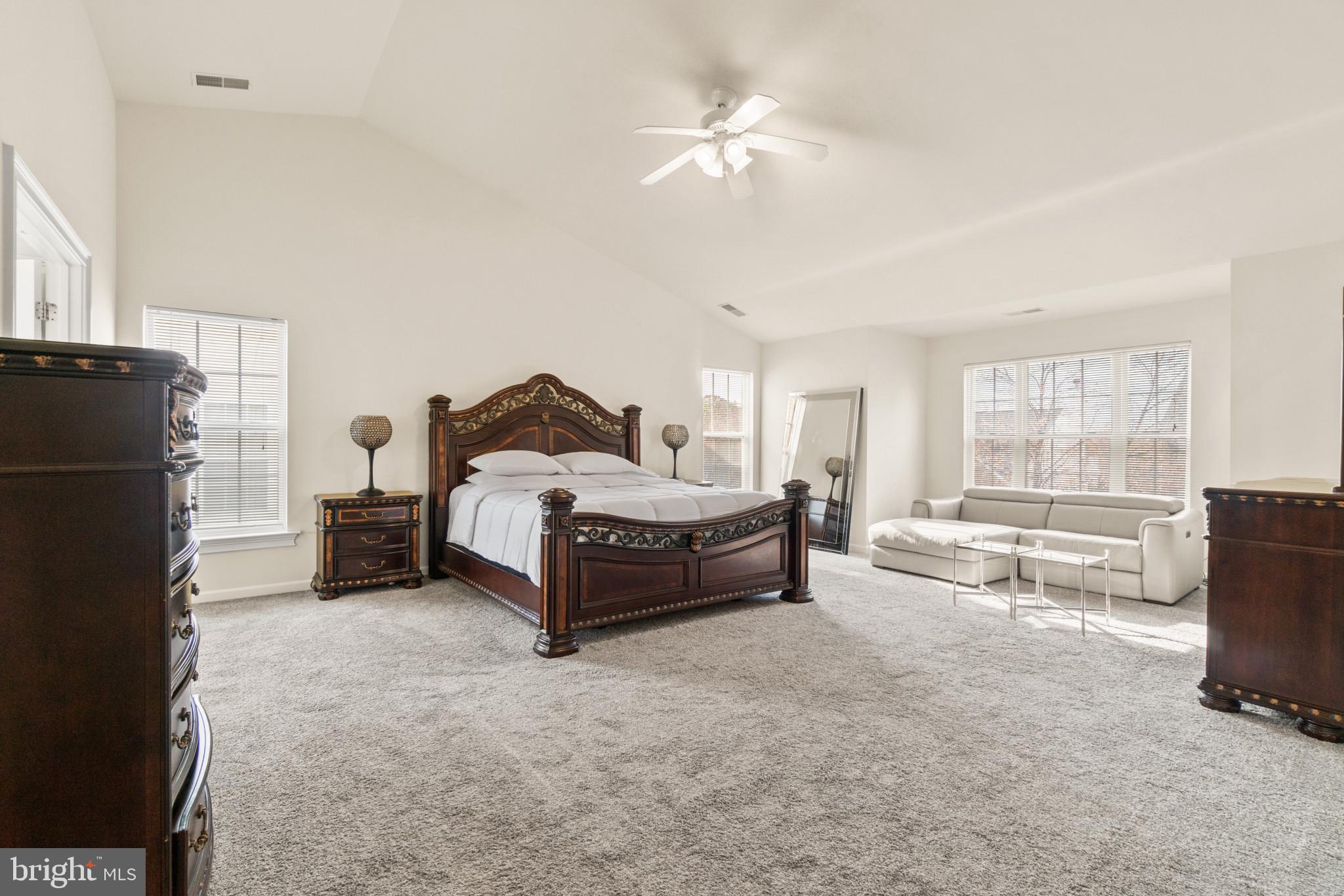 AUTUMN VIEW - Residential