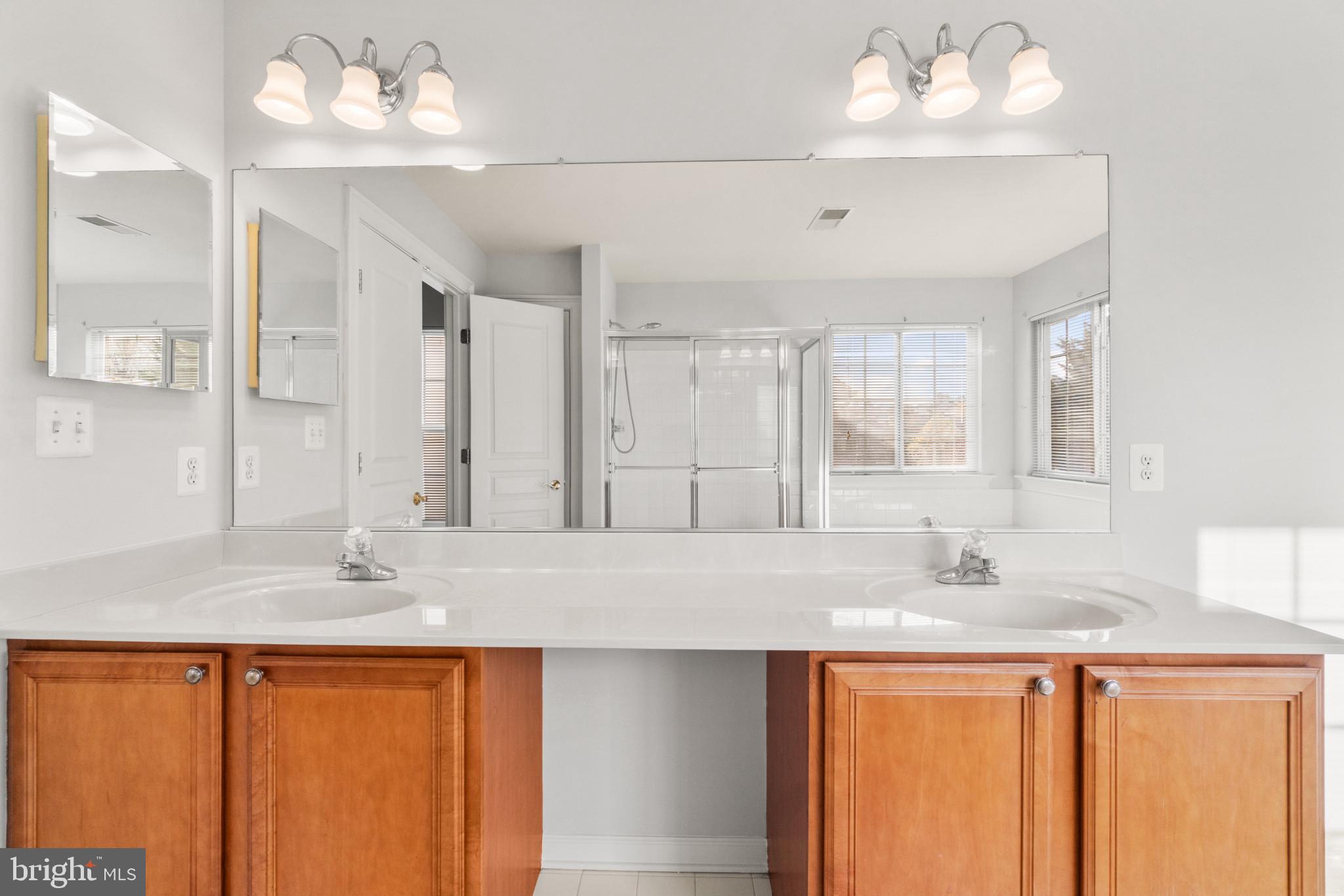 AUTUMN VIEW - Residential