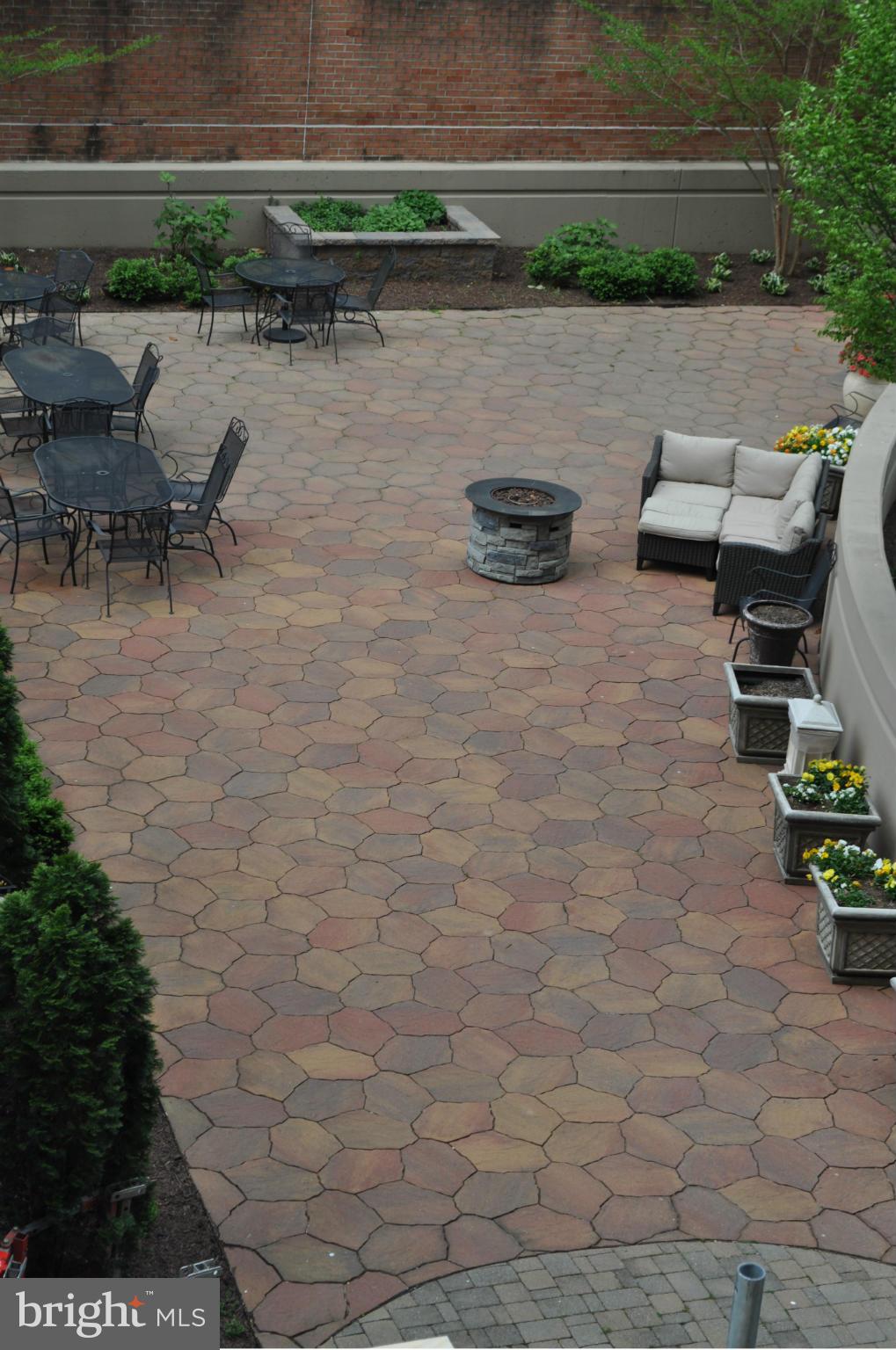 BELLA VISTA - Residential Lease