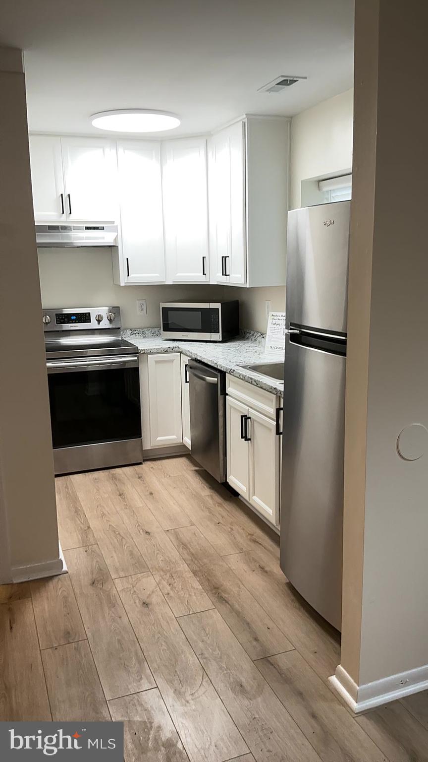 SHANNONDALE - Residential Lease