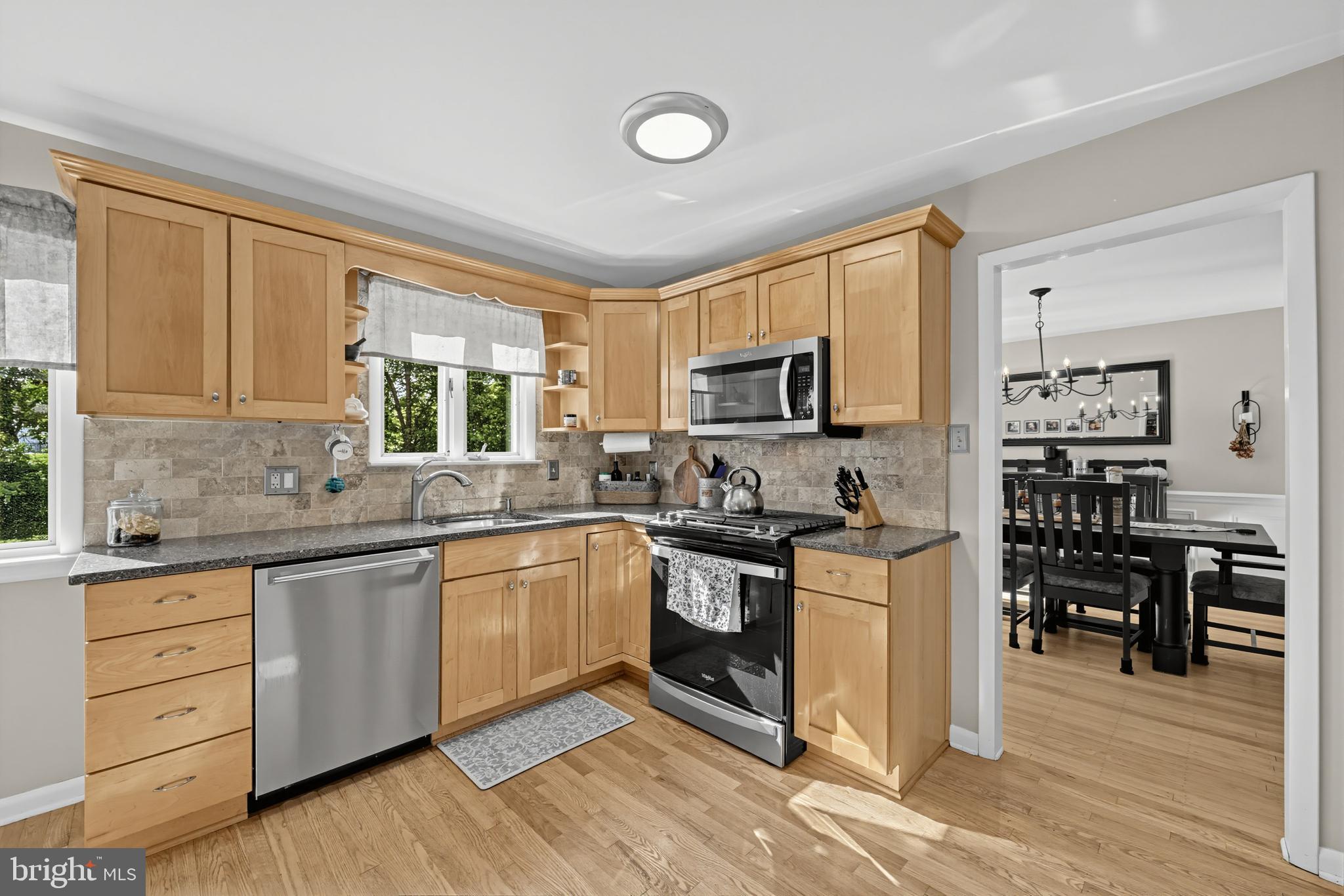 211 HAMILTON ROAD