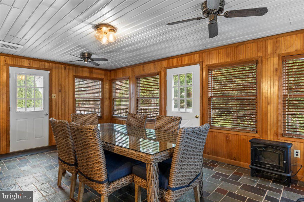 HUNTER VILLA - Residential