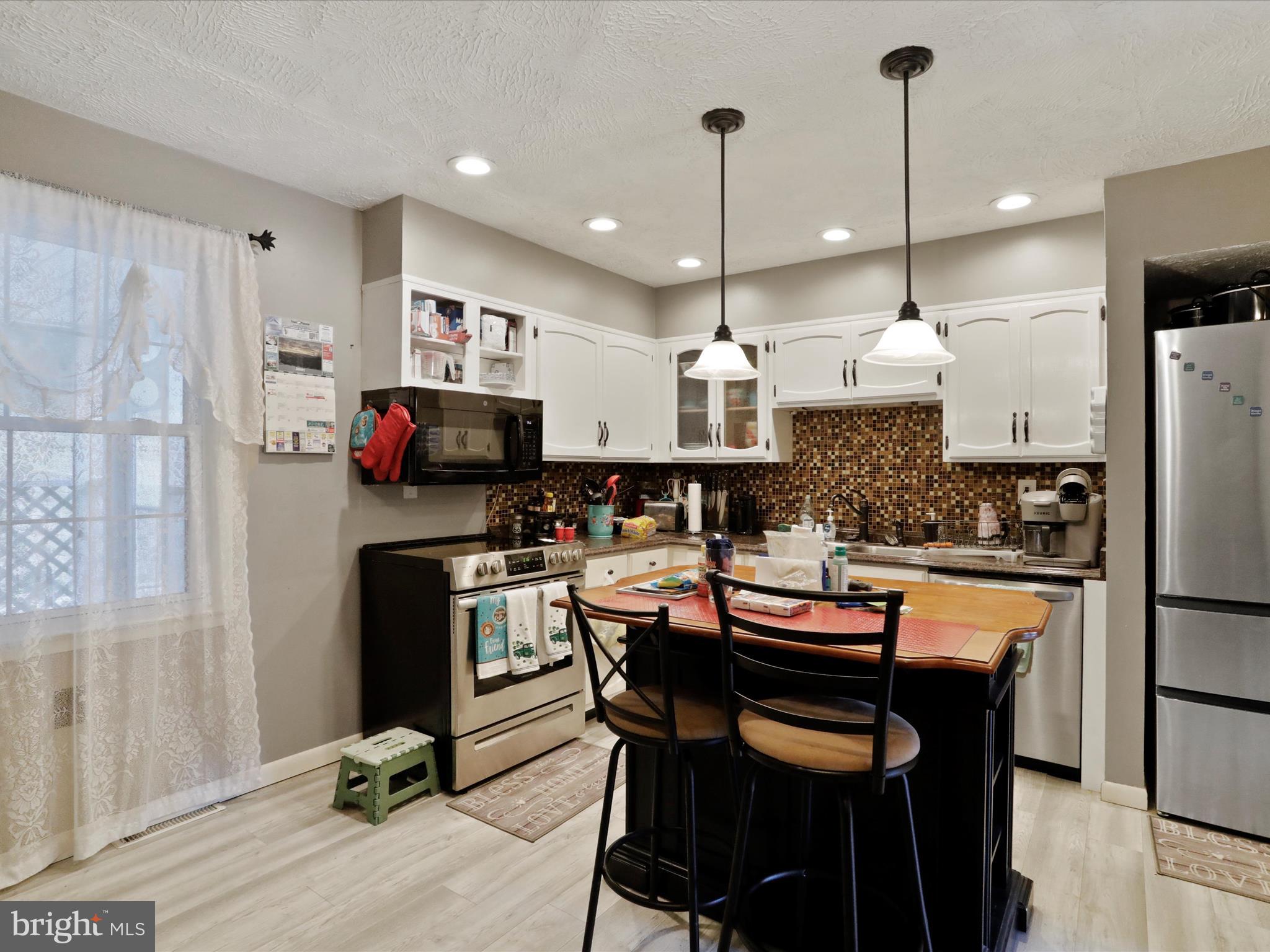 SUNRISE HEIGHTS - Residential