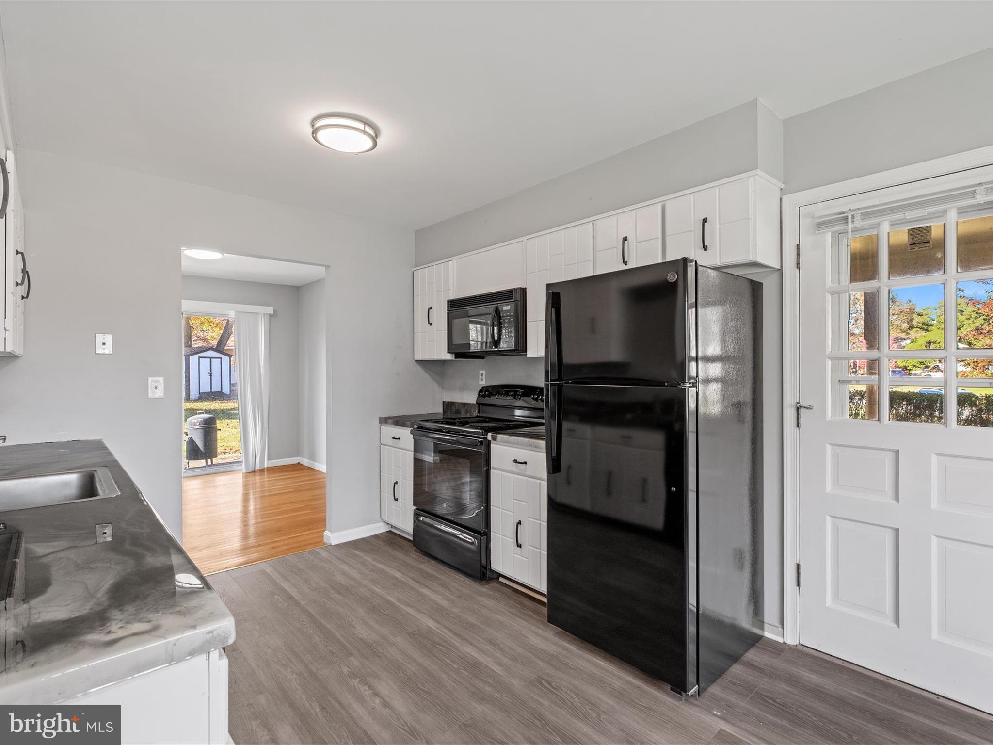 MAPLEWOOD - Residential Lease