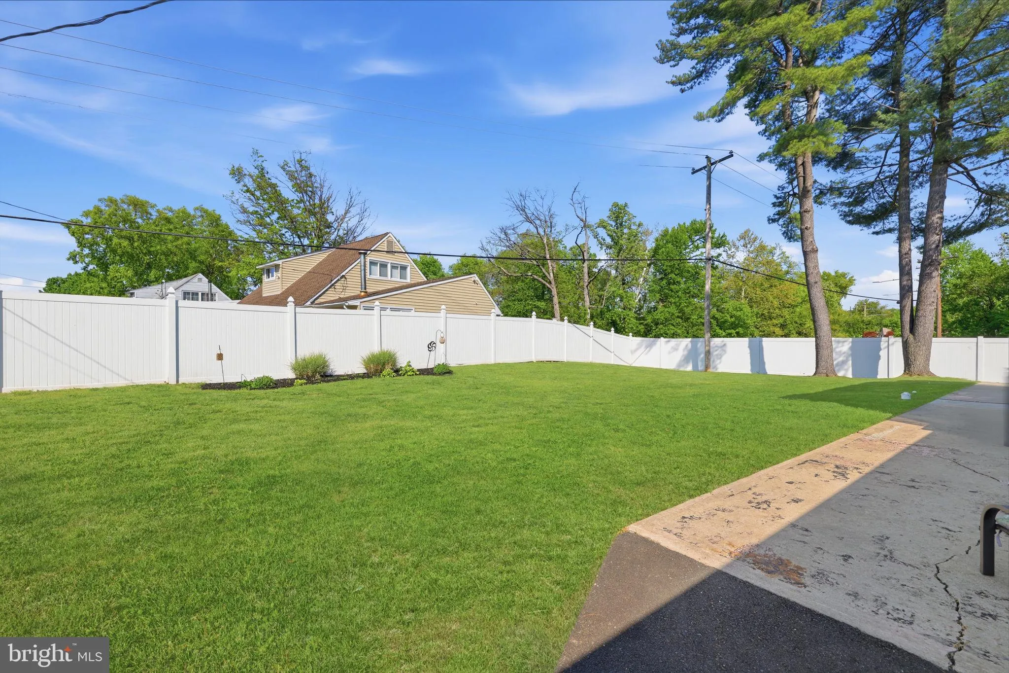 Additional image 92 of 2 Pumpkin Hill Road, Levittown, PA 19056