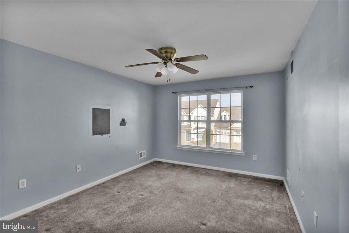 VLG AT MAIDENCREEK - Residential