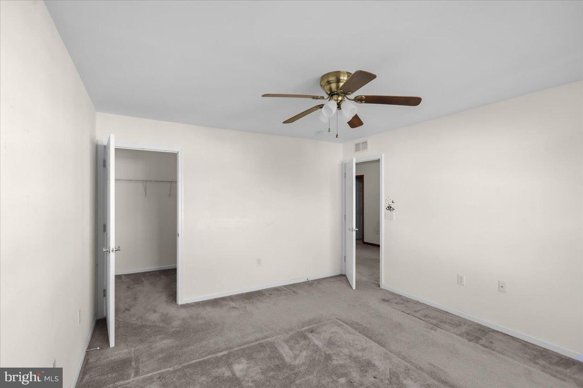 VLG AT MAIDENCREEK - Residential