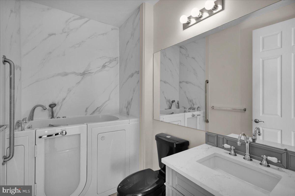 VLG AT MAIDENCREEK - Residential